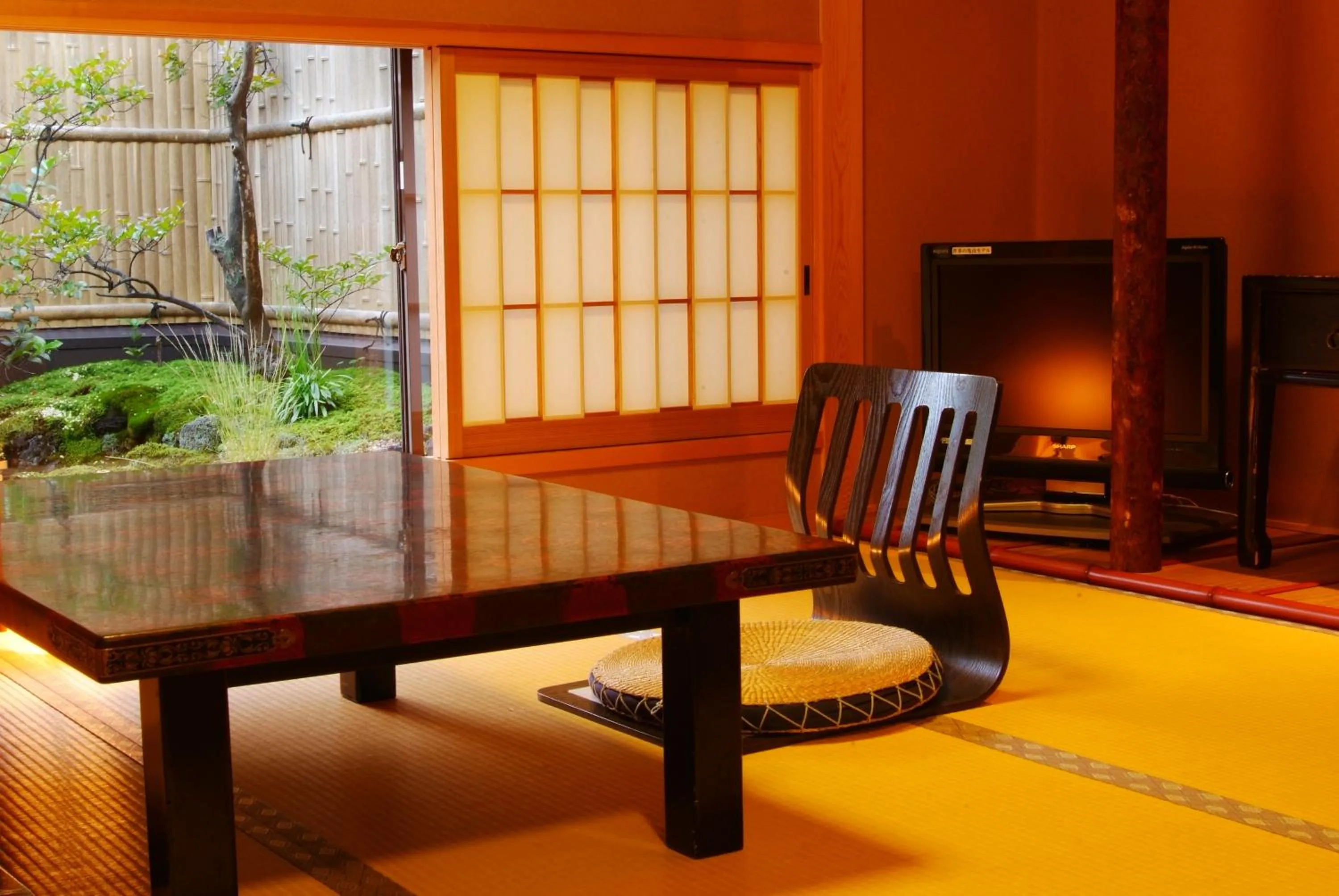 Photo of the whole room in Kinosaki Onsen Tajimaya