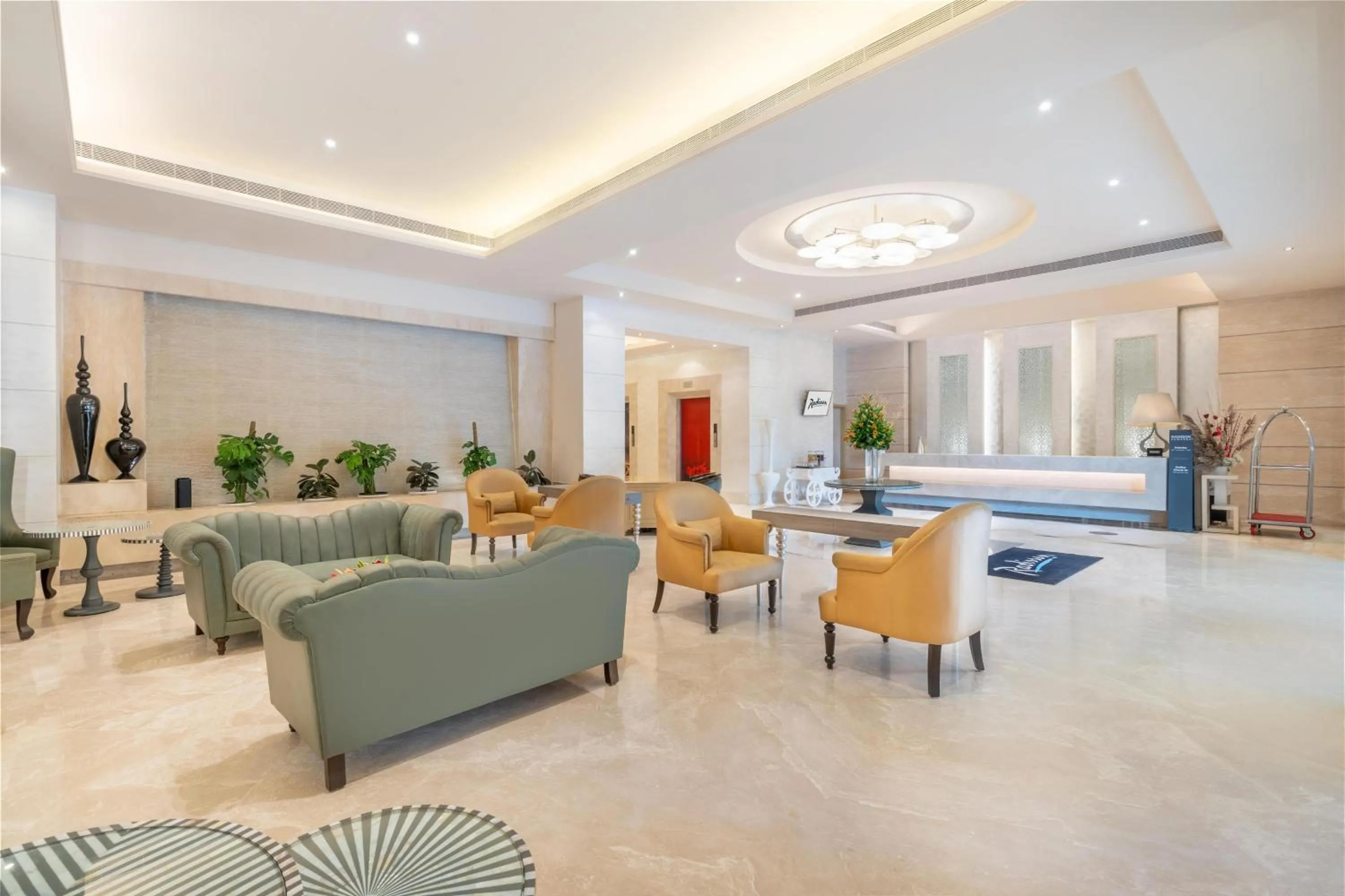 Lobby or reception in Radisson Hyderabad Hitec City