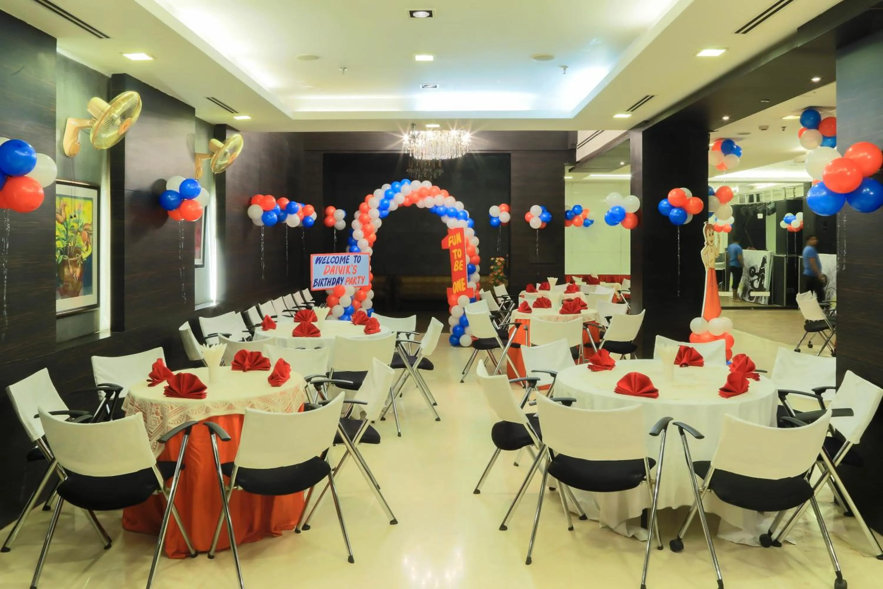 Banquet/Function facilities in The Nanee Suites