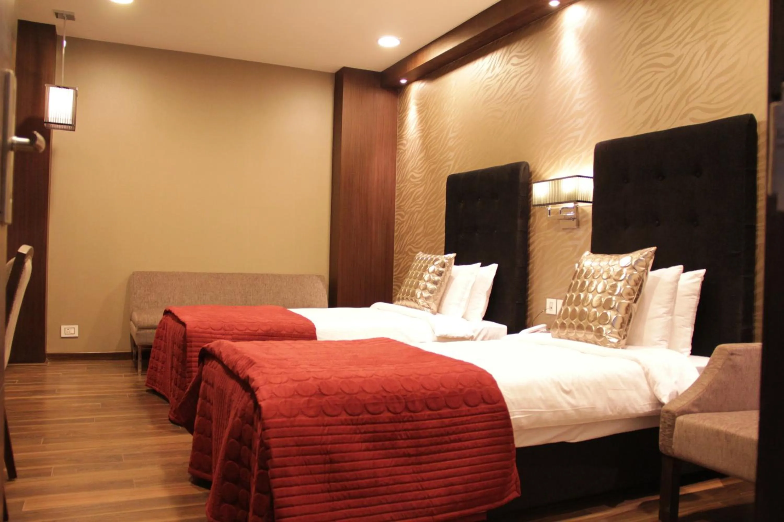 Photo of the whole room in The Nanee Suites