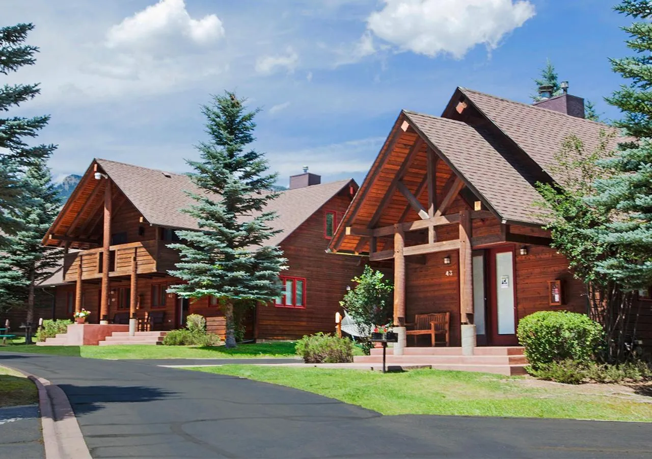 Property building in Rams Horn Village Resort