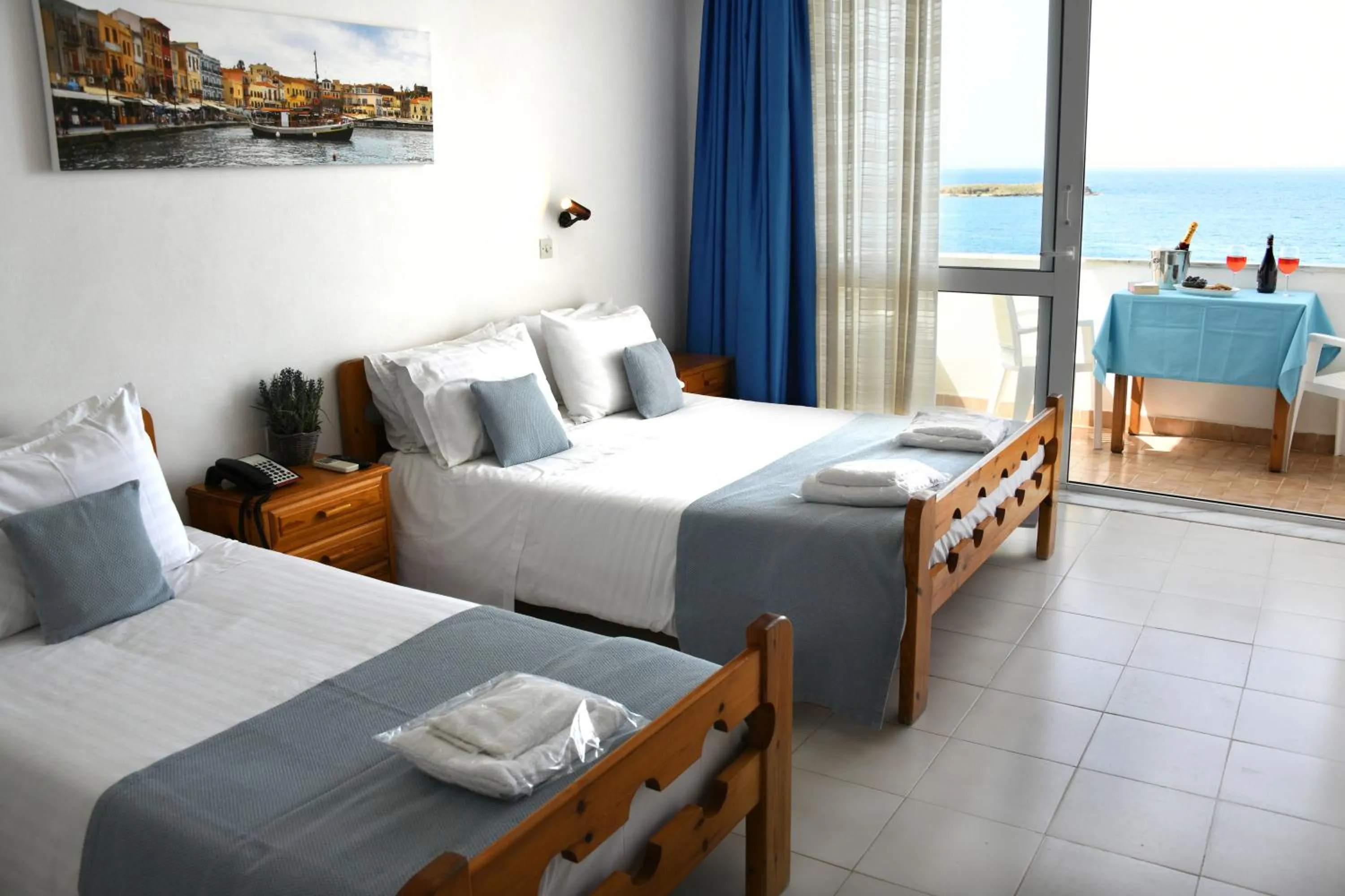 Bed in Klinakis Beach Hotel