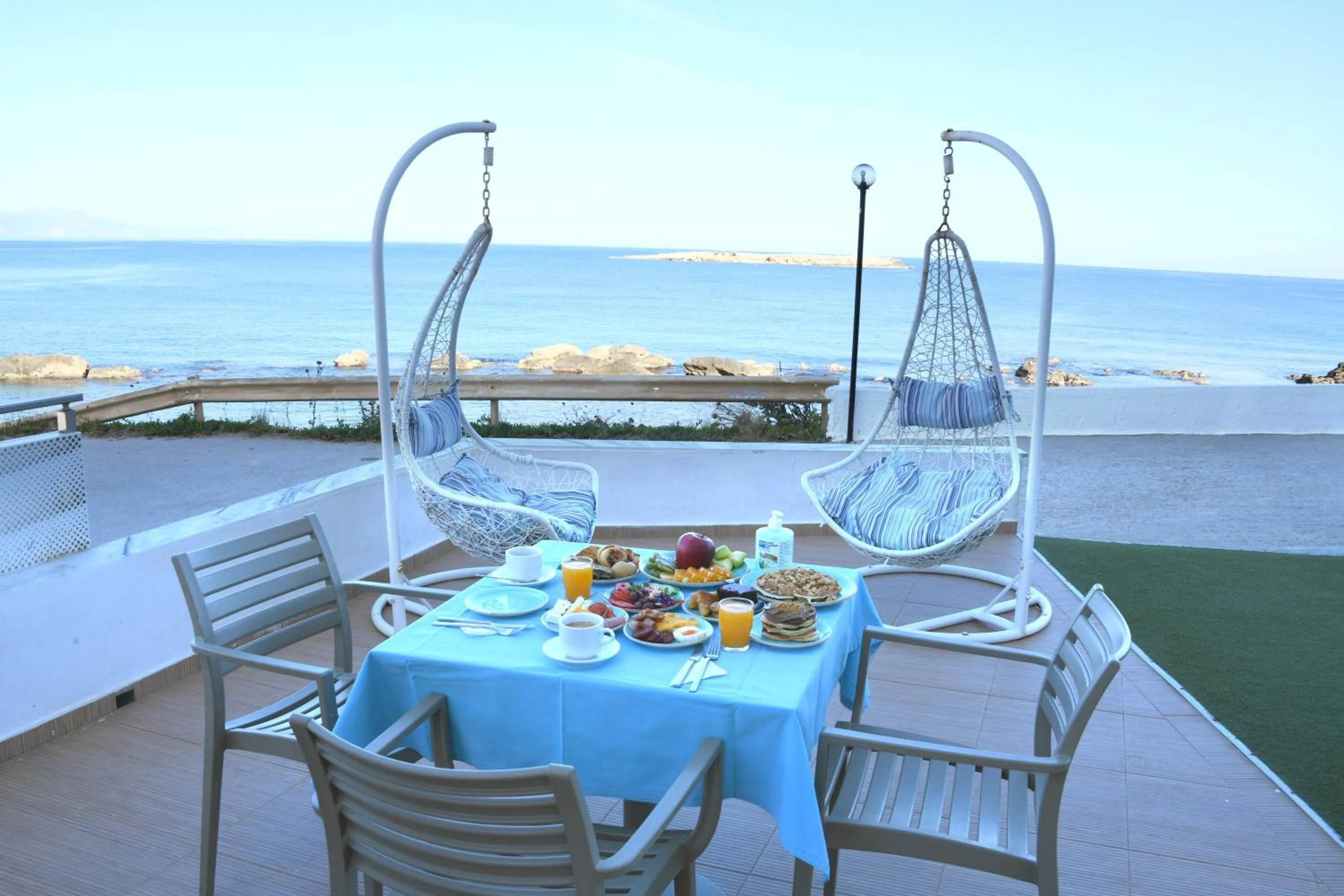 Restaurant/places to eat in Klinakis Beach Hotel