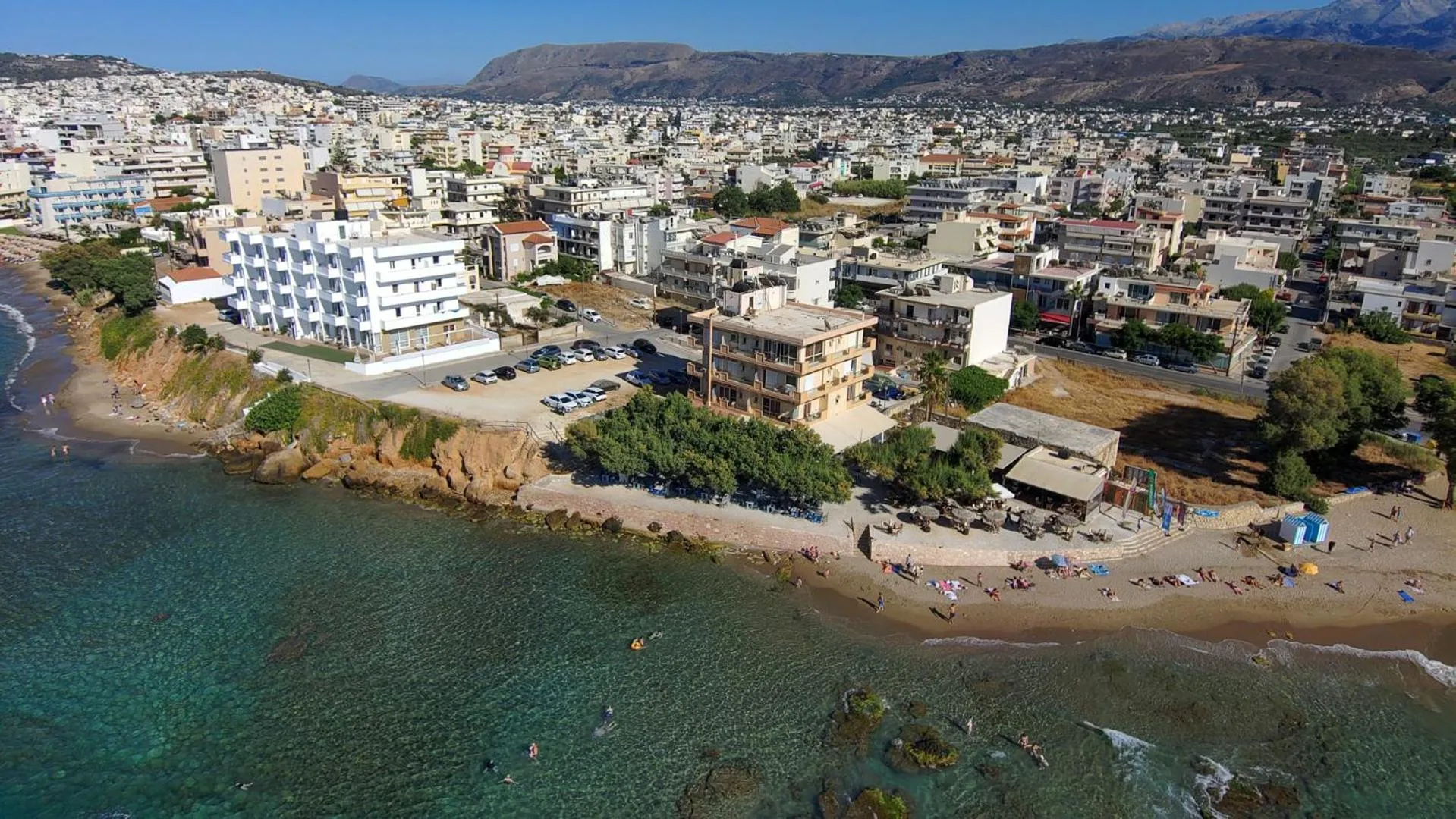 Property building in Klinakis Beach Hotel