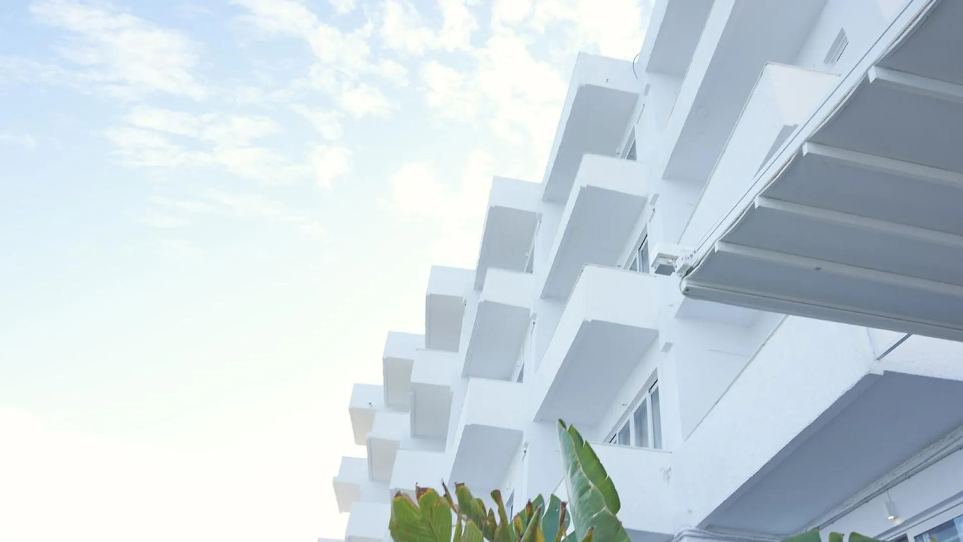 Property building in Klinakis Beach Hotel