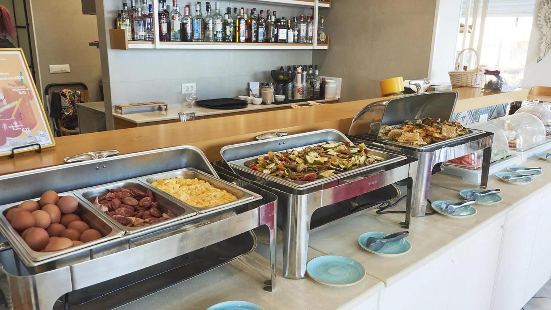 Property building in Klinakis Beach Hotel