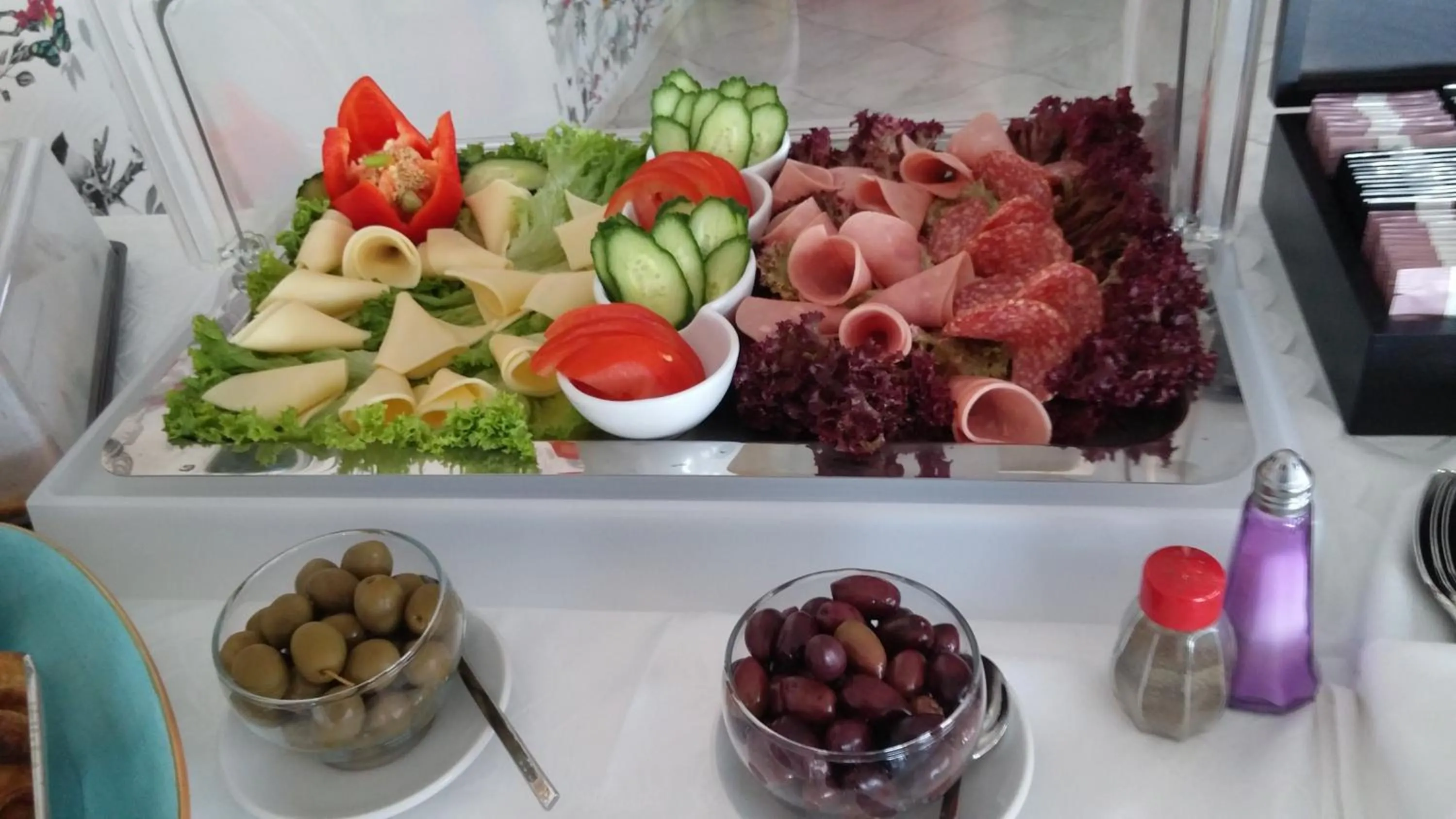 Buffet breakfast in Klinakis Beach Hotel