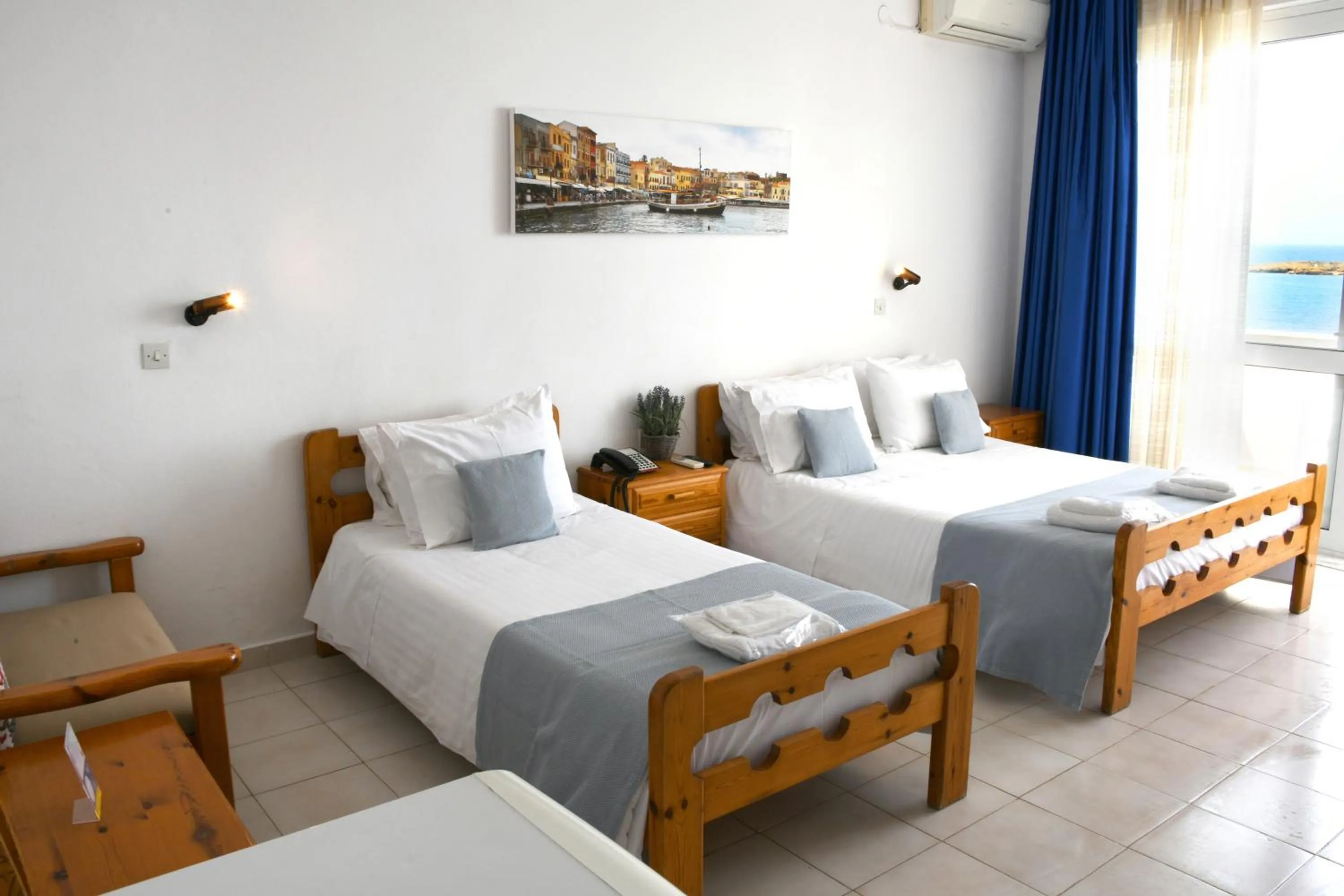 Bed in Klinakis Beach Hotel