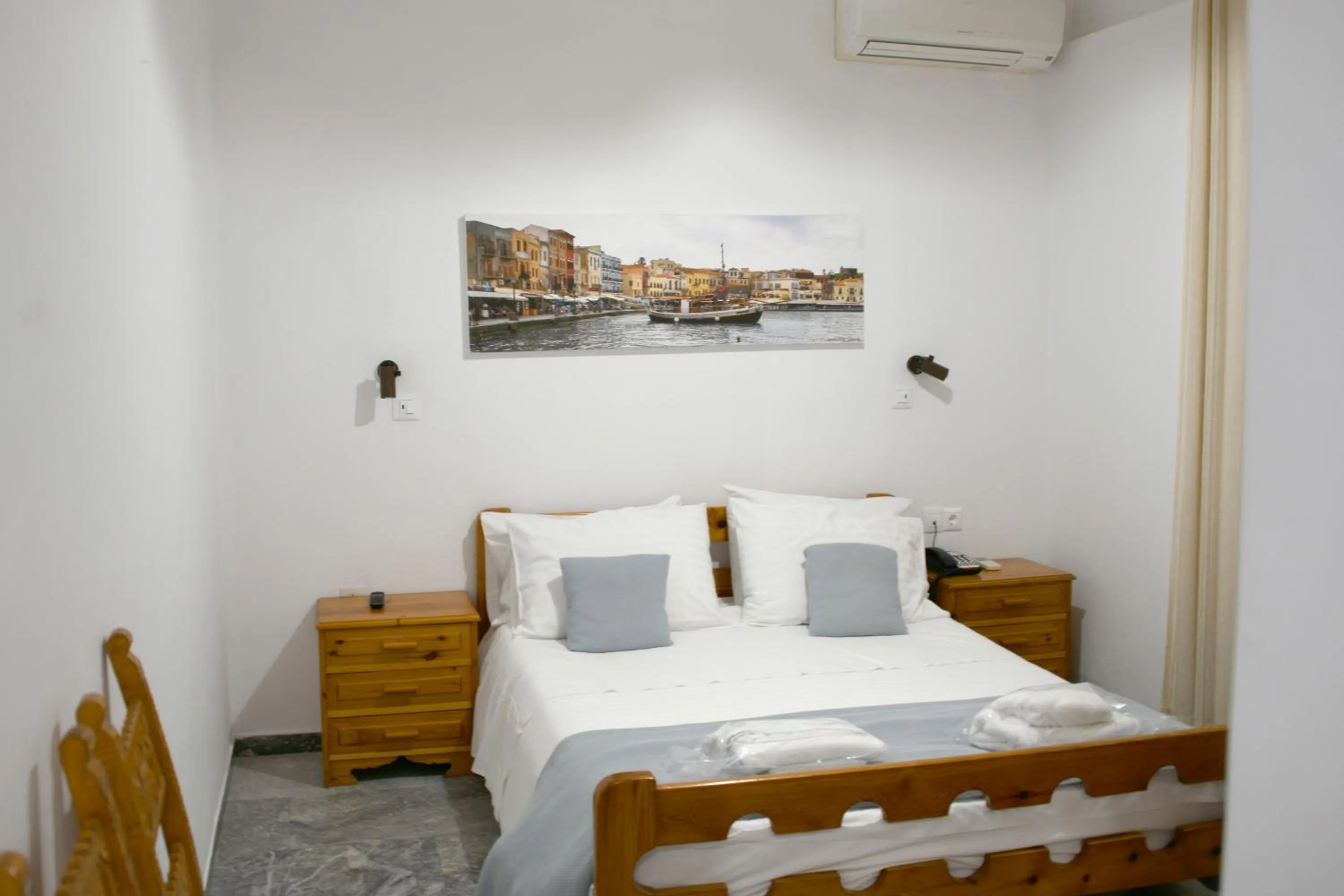 Bed in Klinakis Beach Hotel