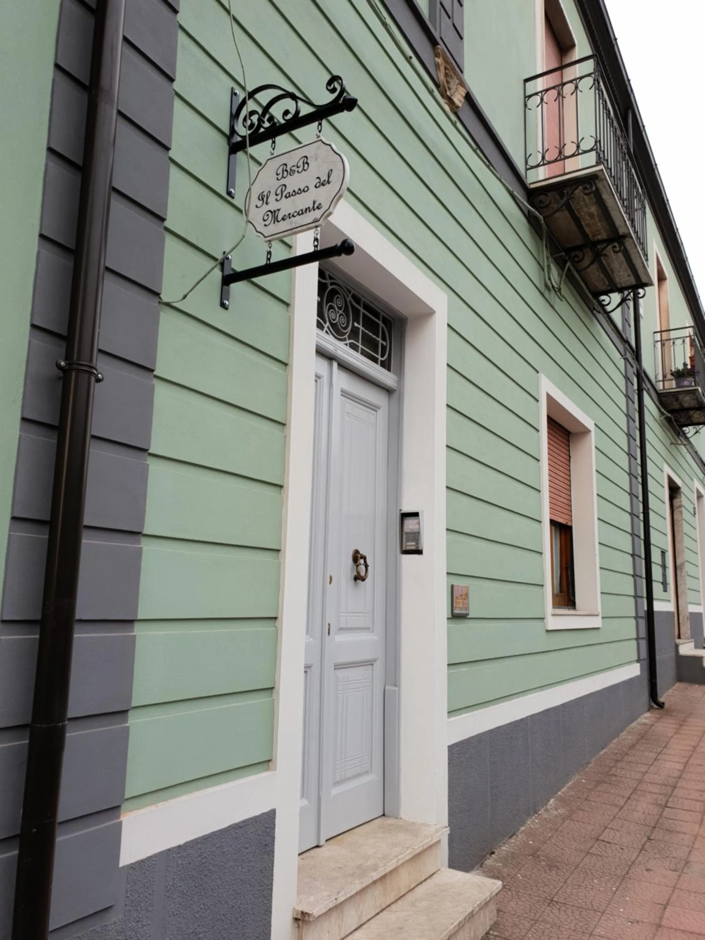 Il Passo Del Mercante