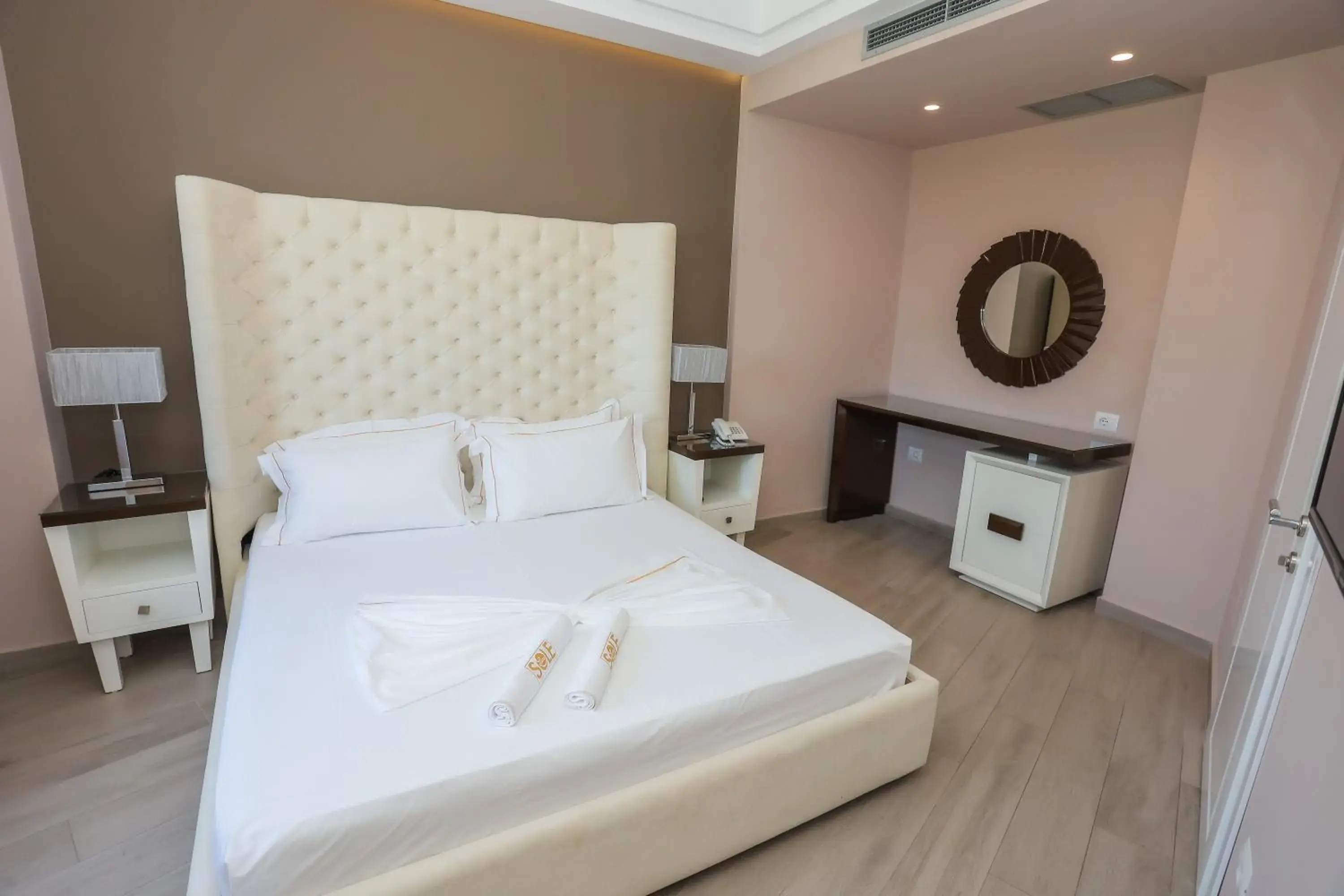 Deluxe Suite with Balcony and Side Sea View in Sole Luna Hotel Deluxe Suite with Balcony and Side Sea View in Sole Luna Hotel