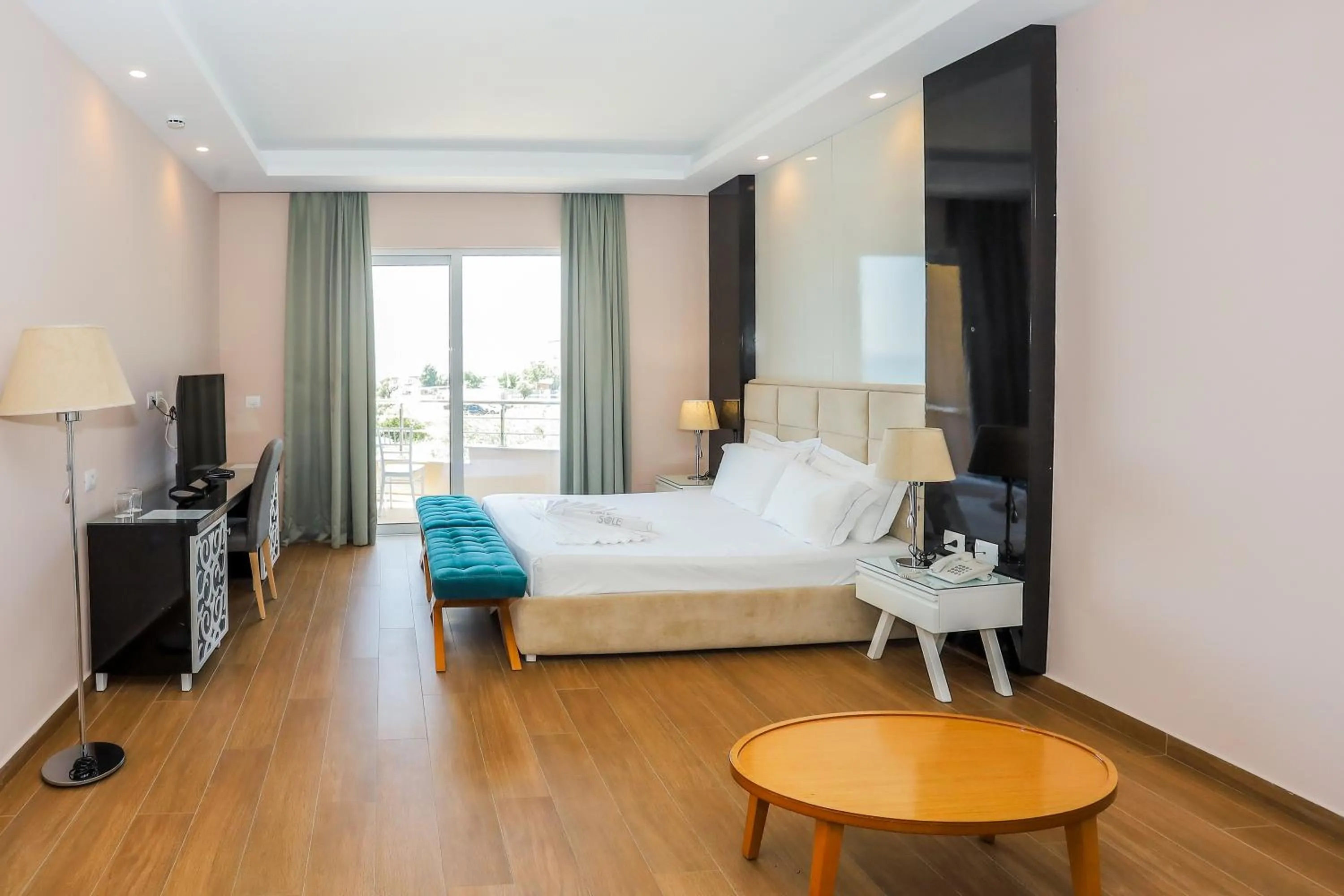 Bedroom, Bed in Sole Luna Hotel