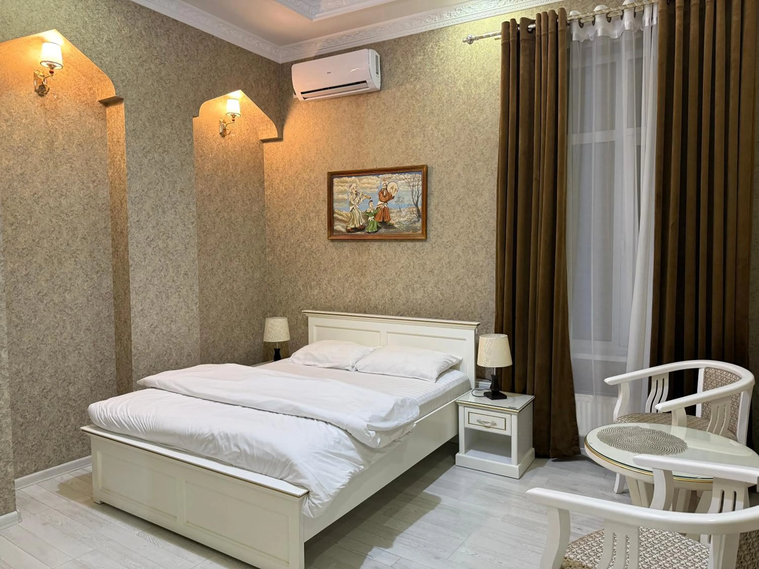 Photo of the whole room, Bed in Ideal Hotel