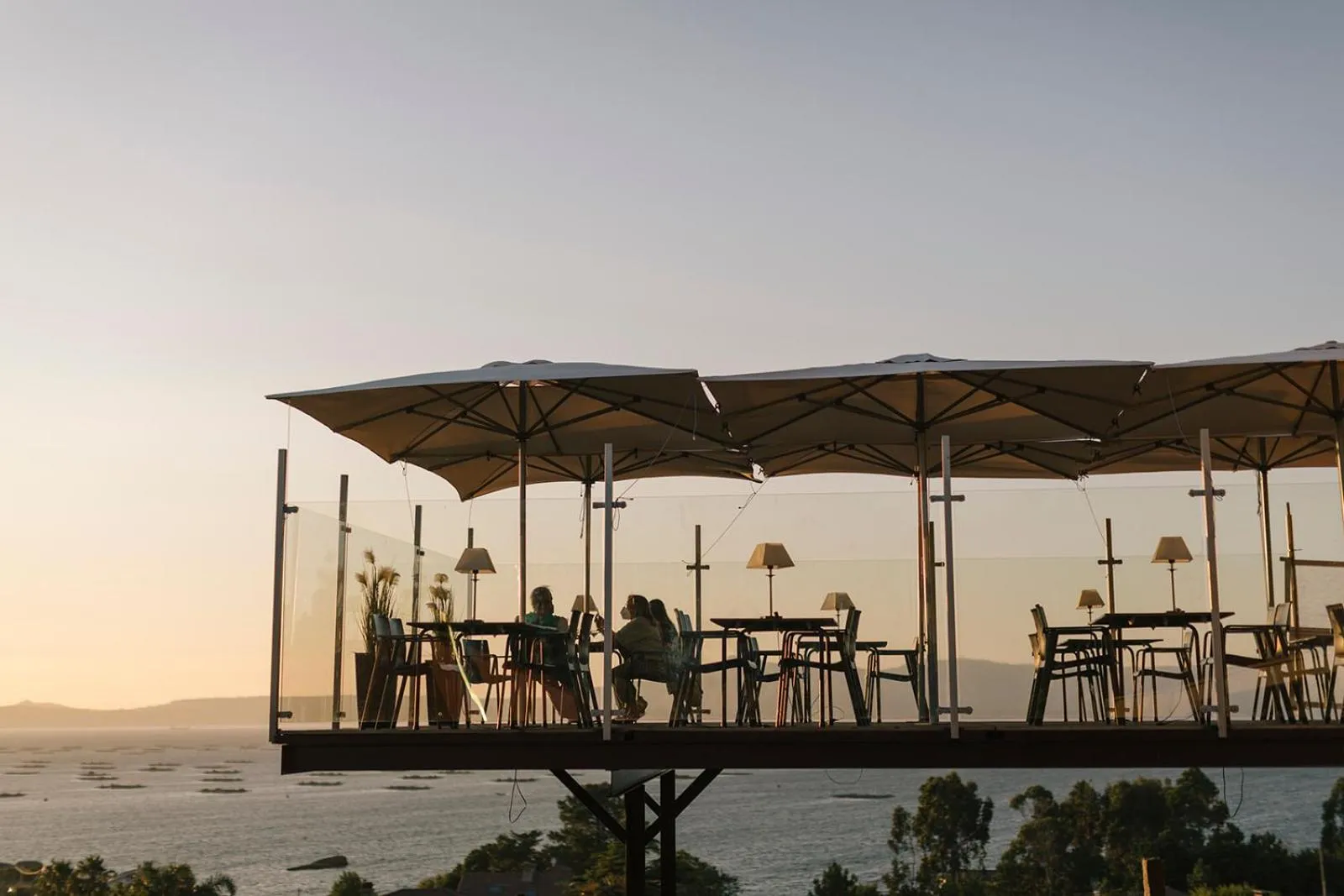 Restaurant/places to eat in Hotel O Castro