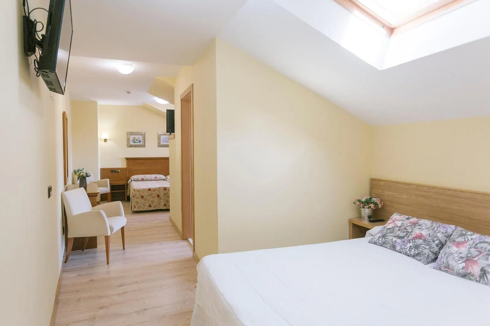 Photo of the whole room, Bed in Hotel O Castro