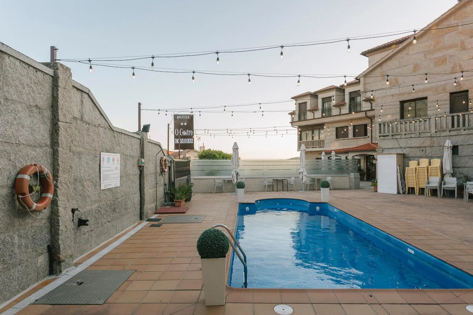 Swimming pool in Hotel O Castro