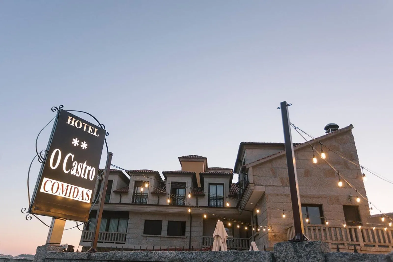 Property building in Hotel O Castro