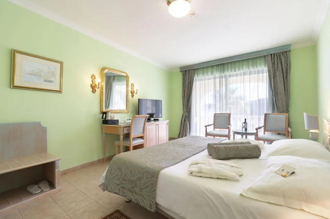 Marina Frapa Resort Rogoznica