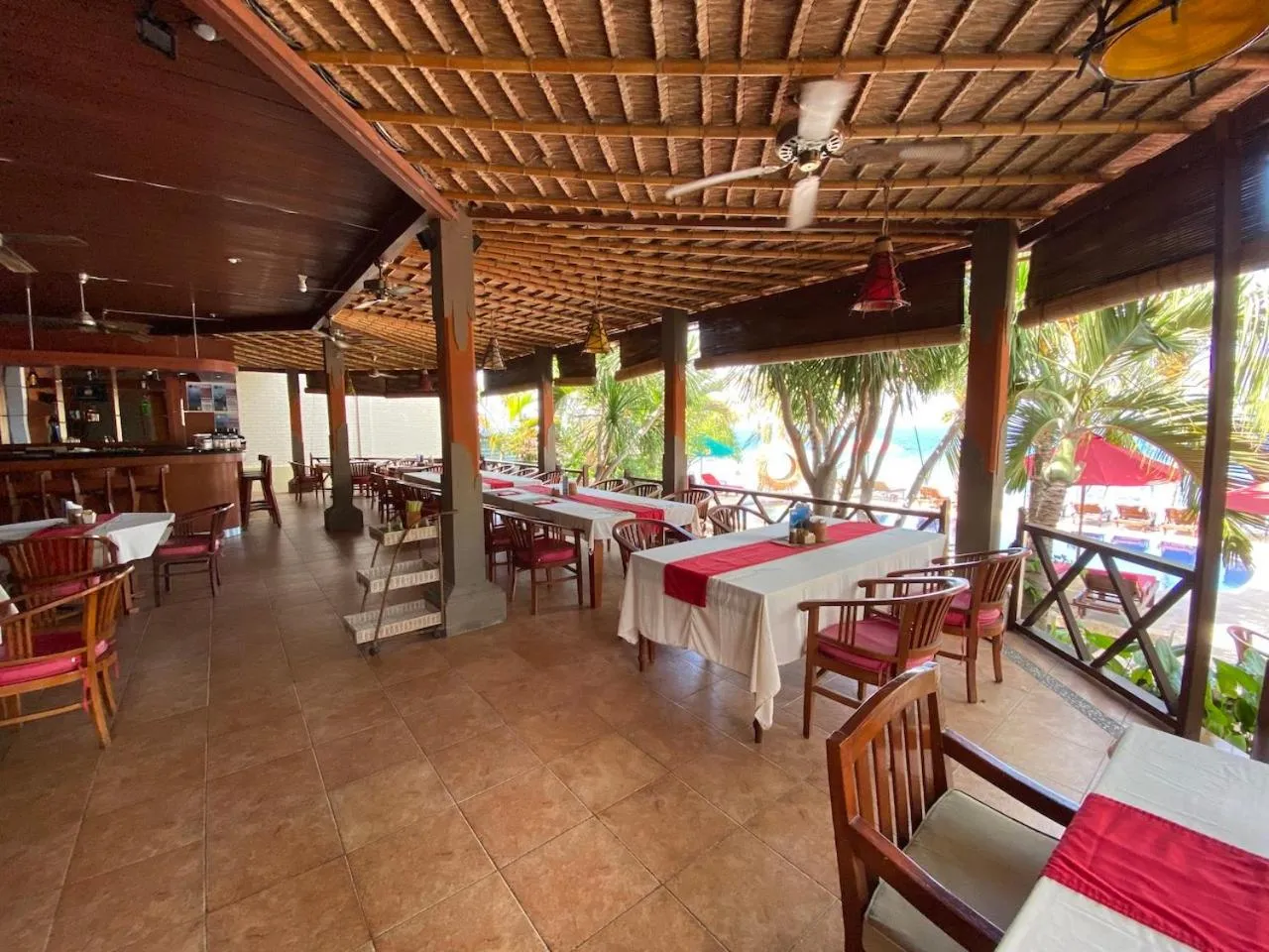 Restaurant/places to eat in Puri Wirata Dive Resort and Spa Amed