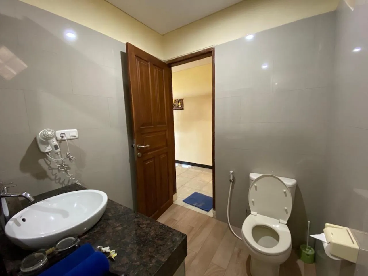 Bathroom in Puri Wirata Dive Resort and Spa Amed