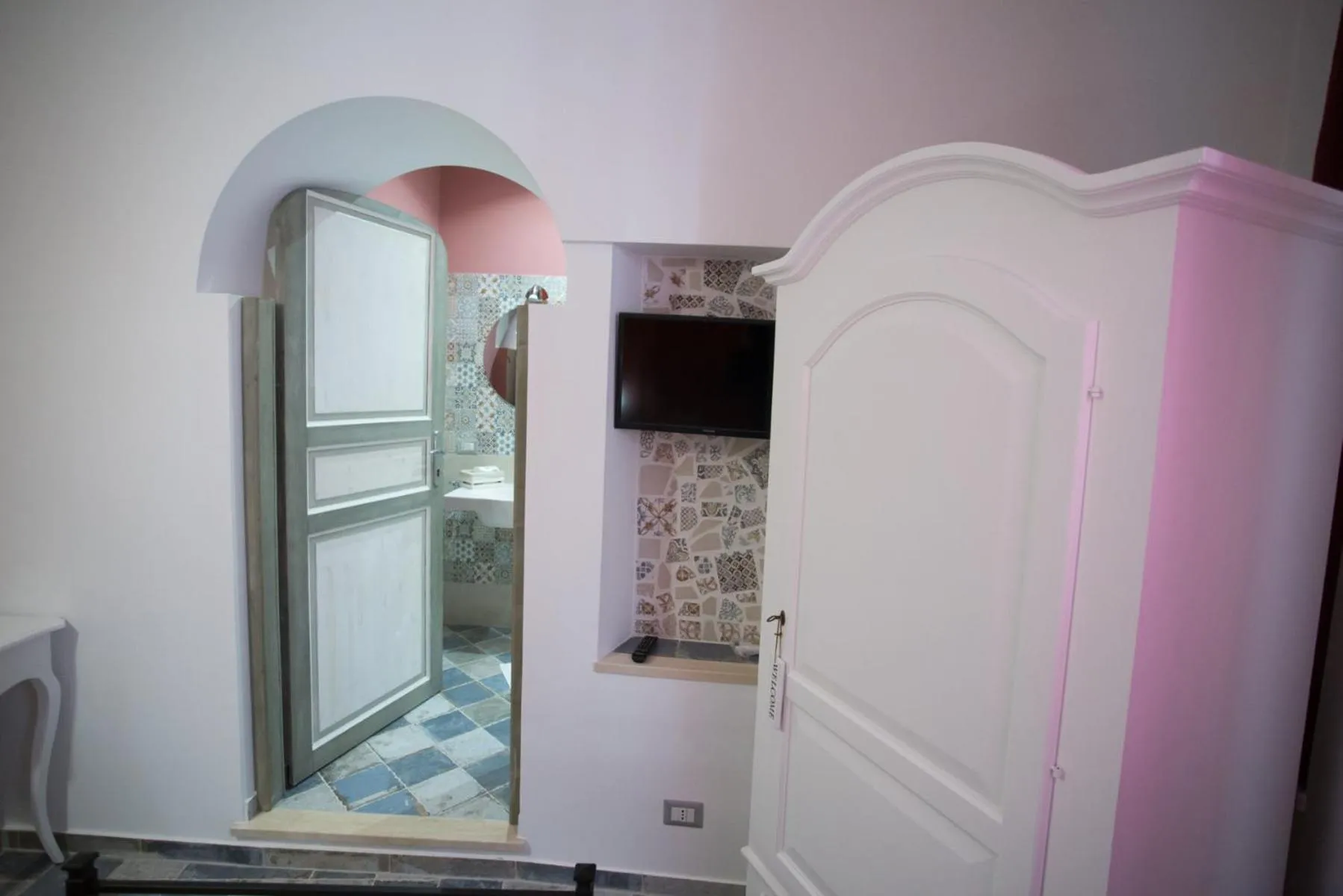 Bedroom, Bed in Coraje Room & Breakfast