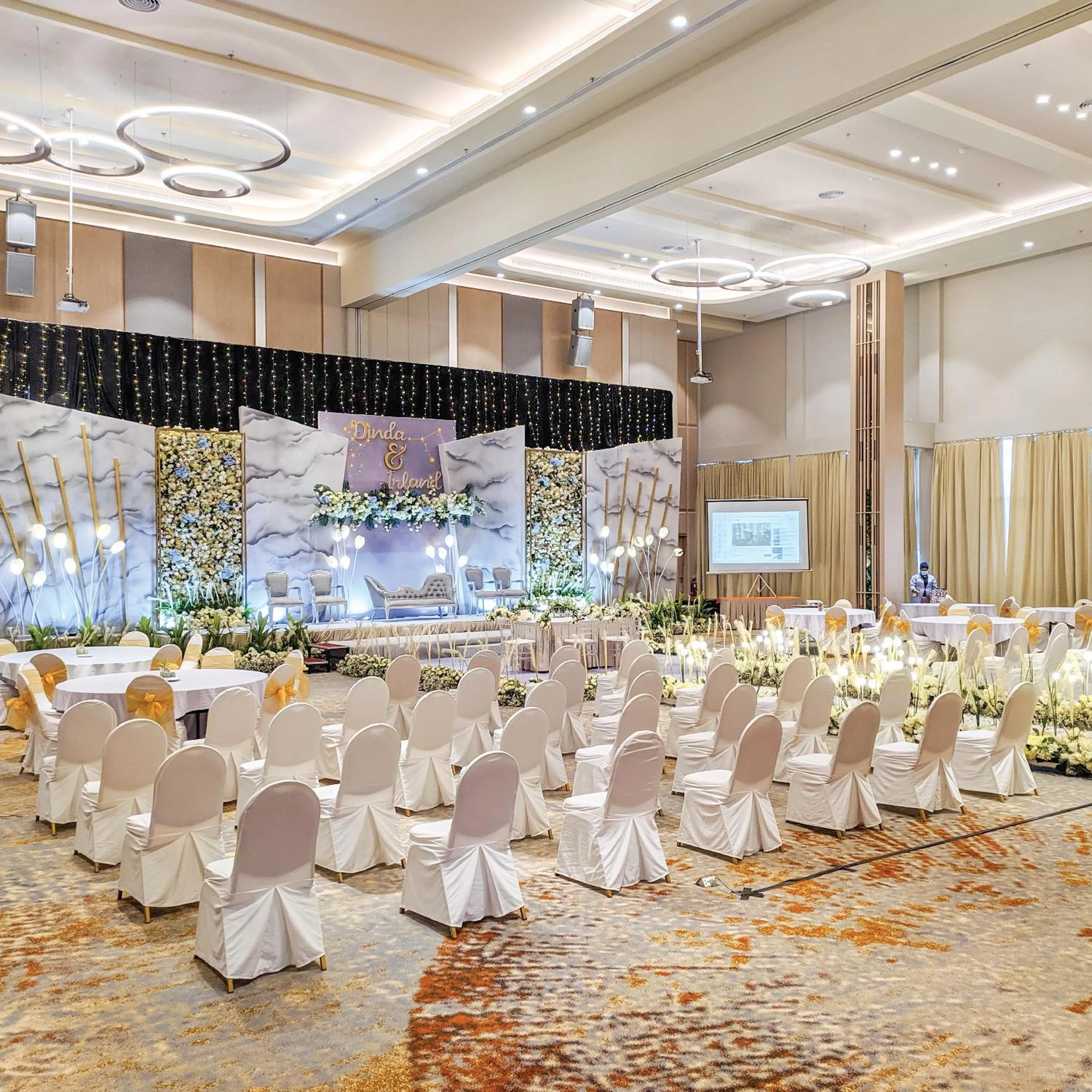 wedding in HARRIS Hotel Batam Center