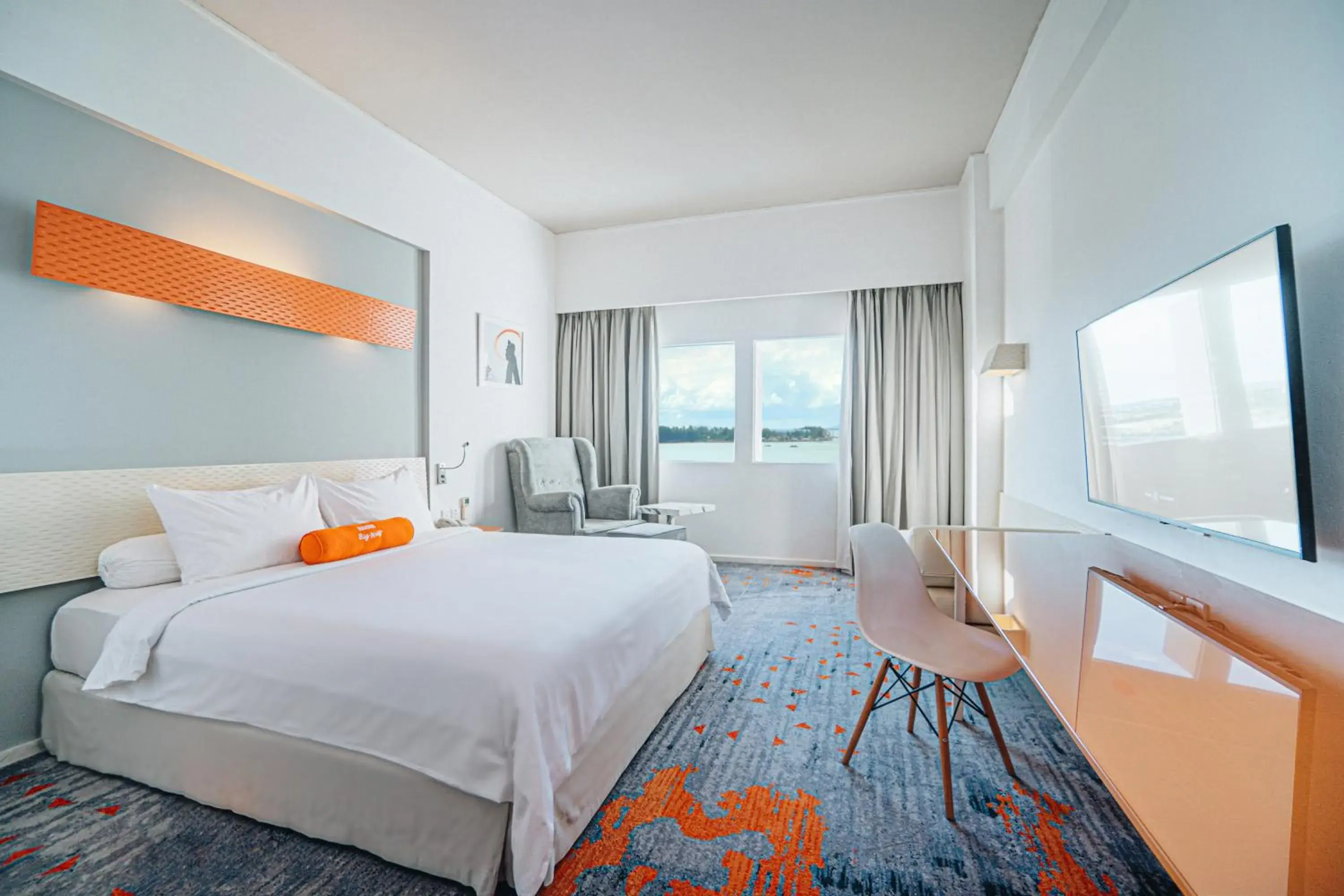 HARRIS Double or Twin Room with Sea View in HARRIS Hotel Batam Center HARRIS Double or Twin Room with Sea View in HARRIS Hotel Batam Center