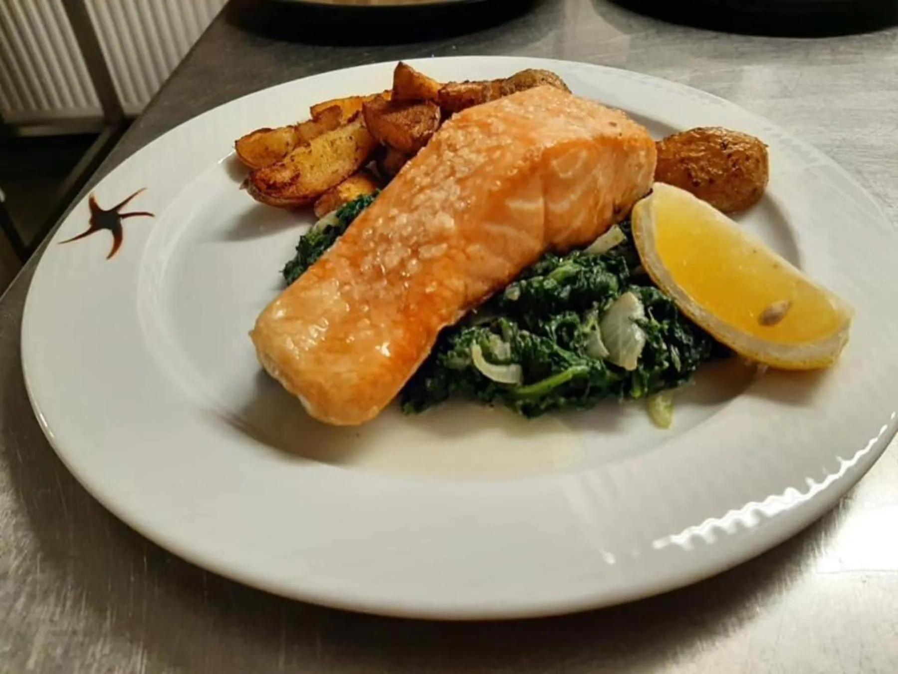 Restaurant/places to eat in Wellness & Sport Hotel TTC