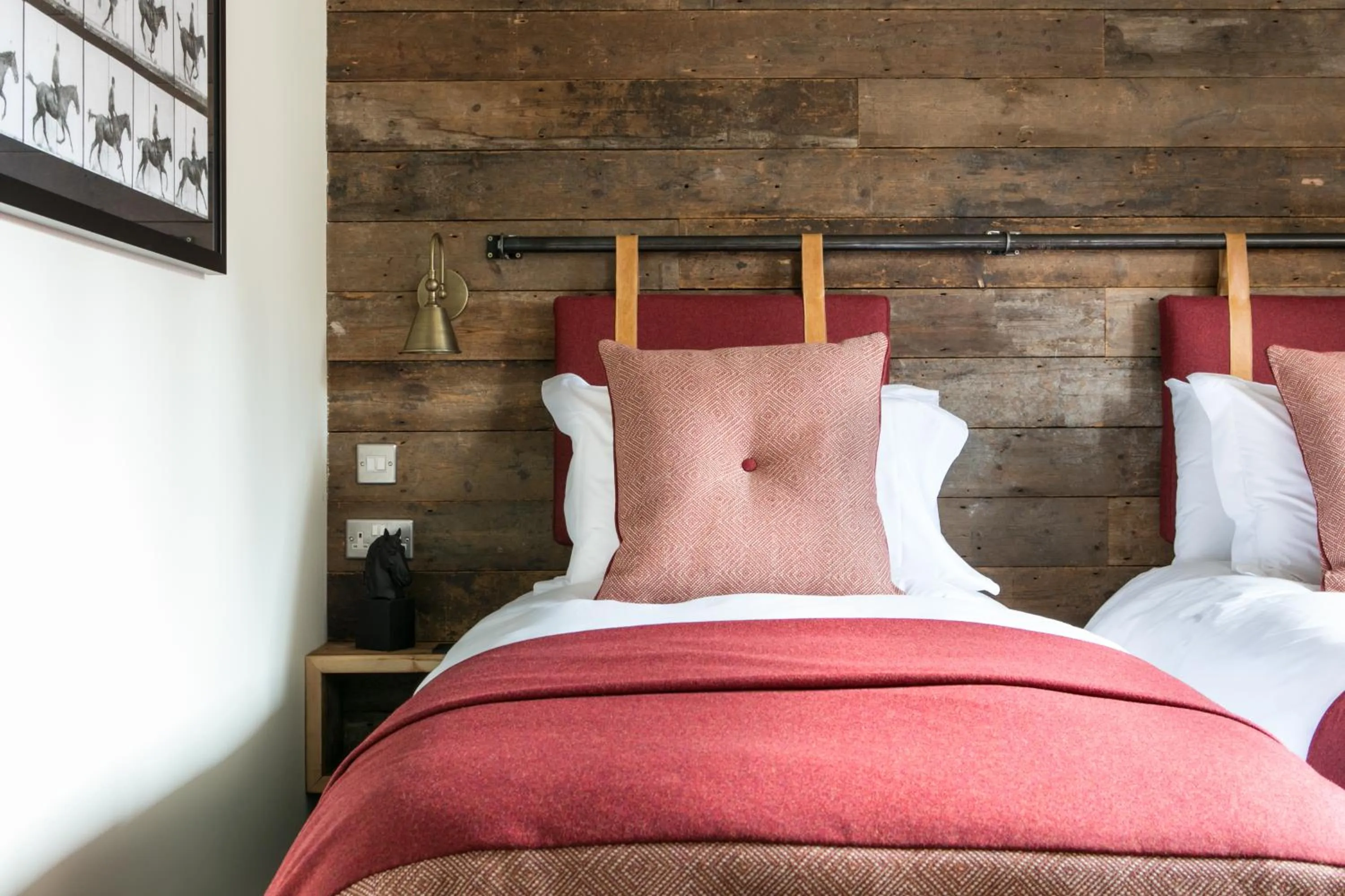 Bed in The Green Dragon Inn