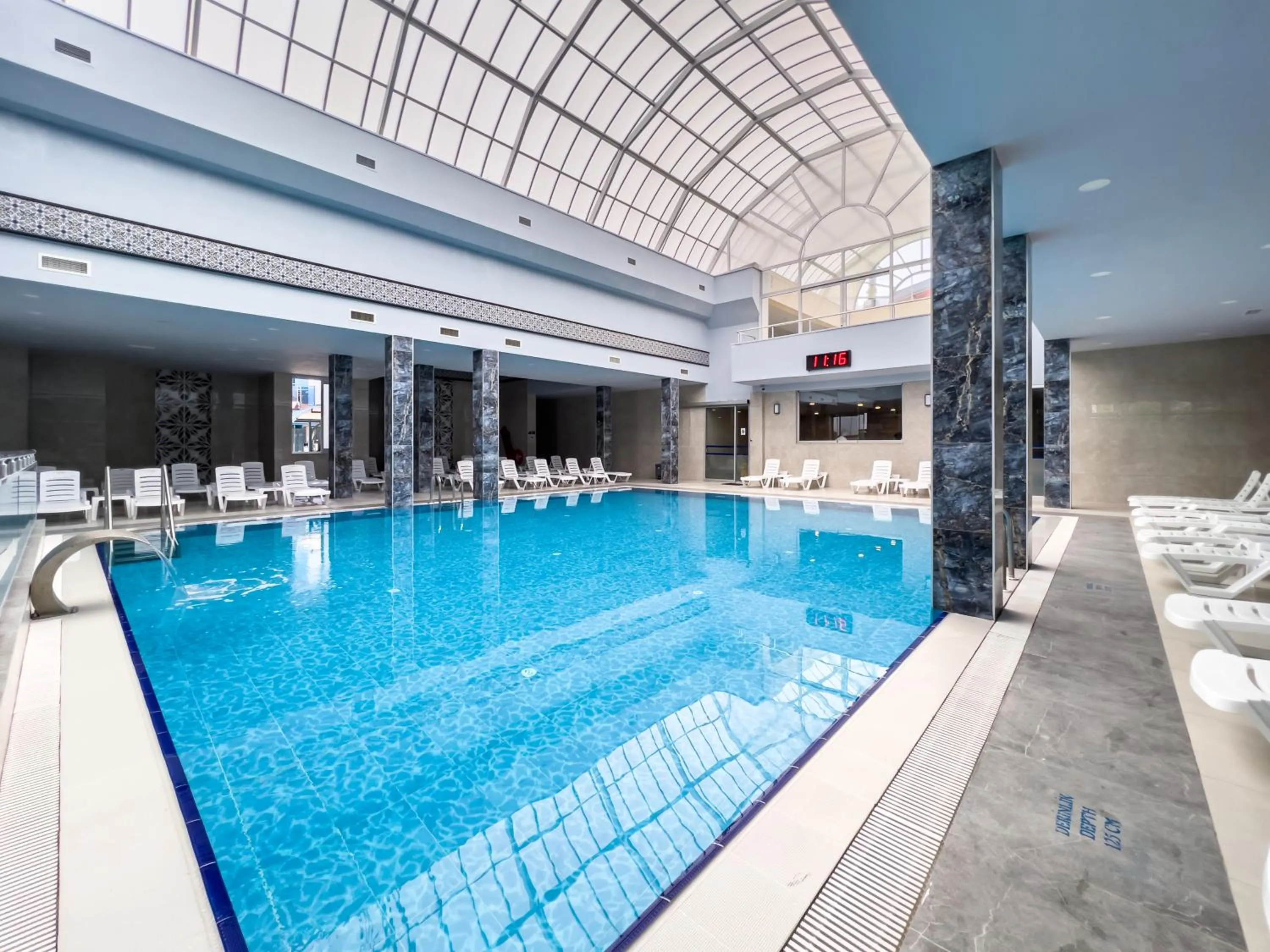 Swimming pool in Spa Hotel Colossae Thermal