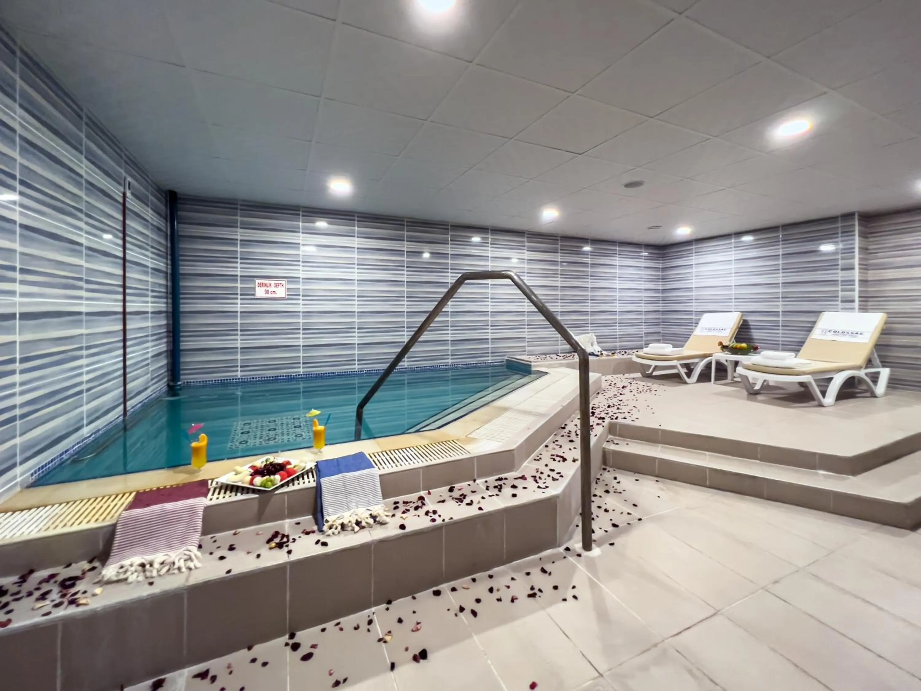 Swimming pool in Spa Hotel Colossae Thermal