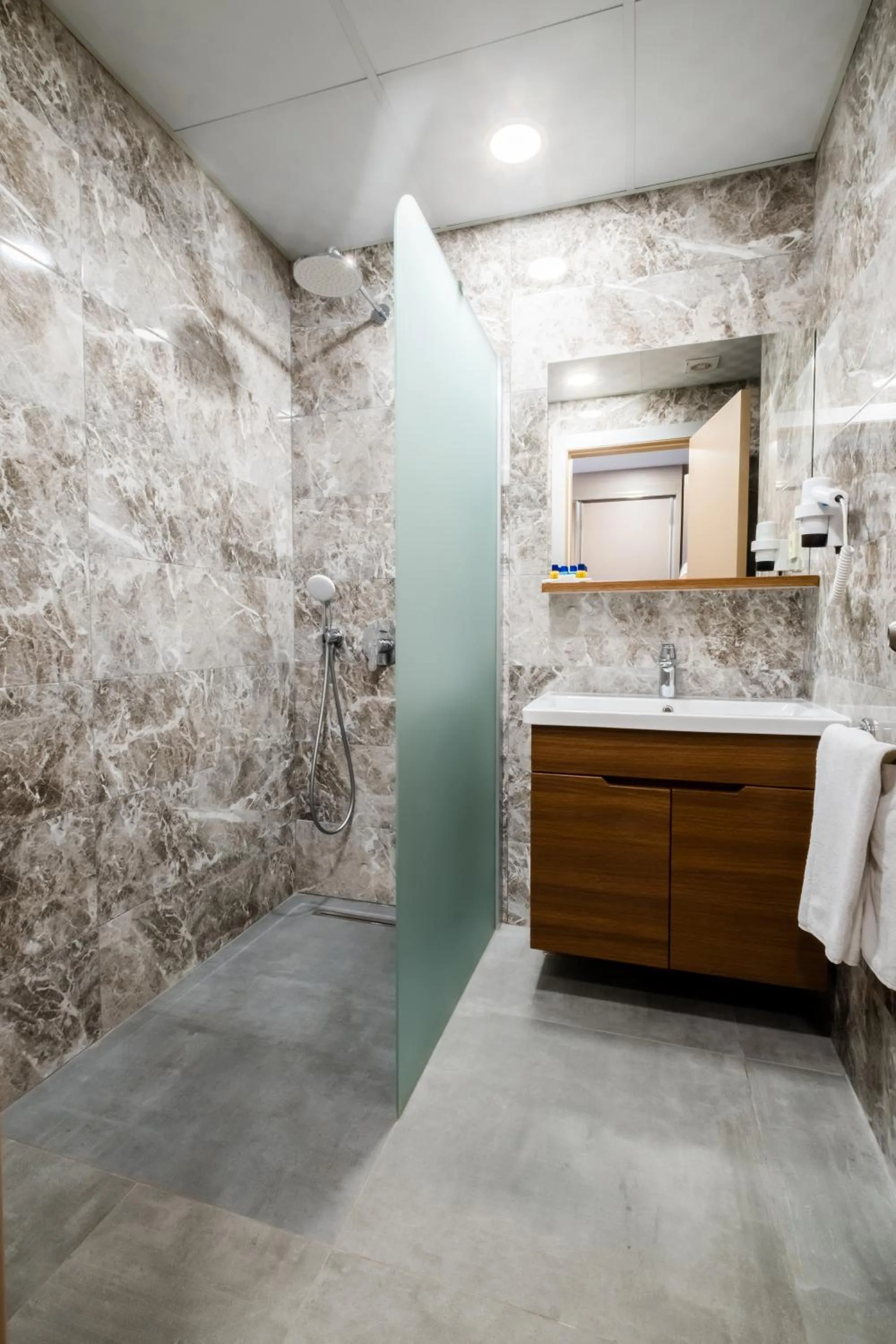 Bathroom in Spa Hotel Colossae Thermal