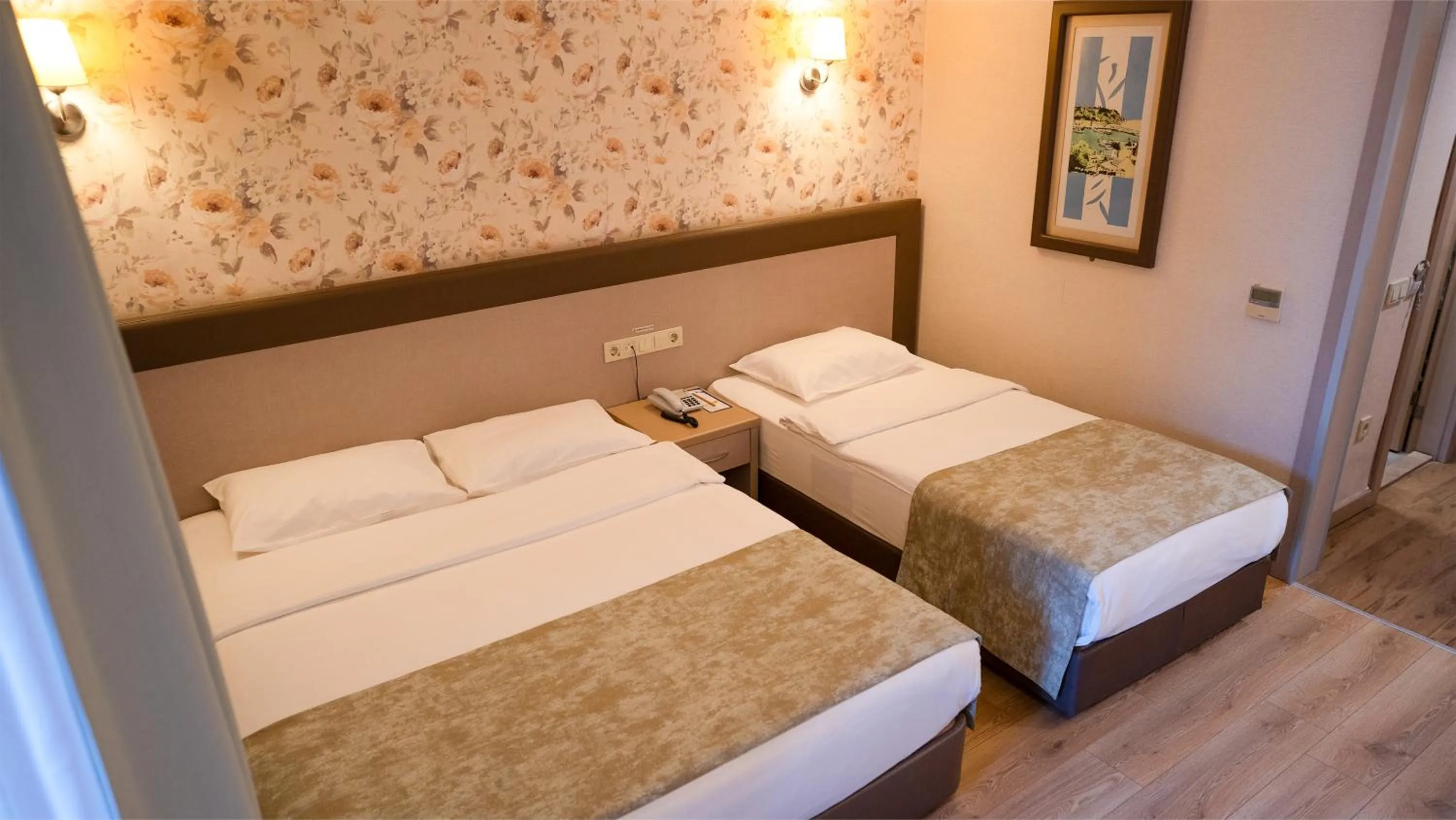 Bed in Spa Hotel Colossae Thermal