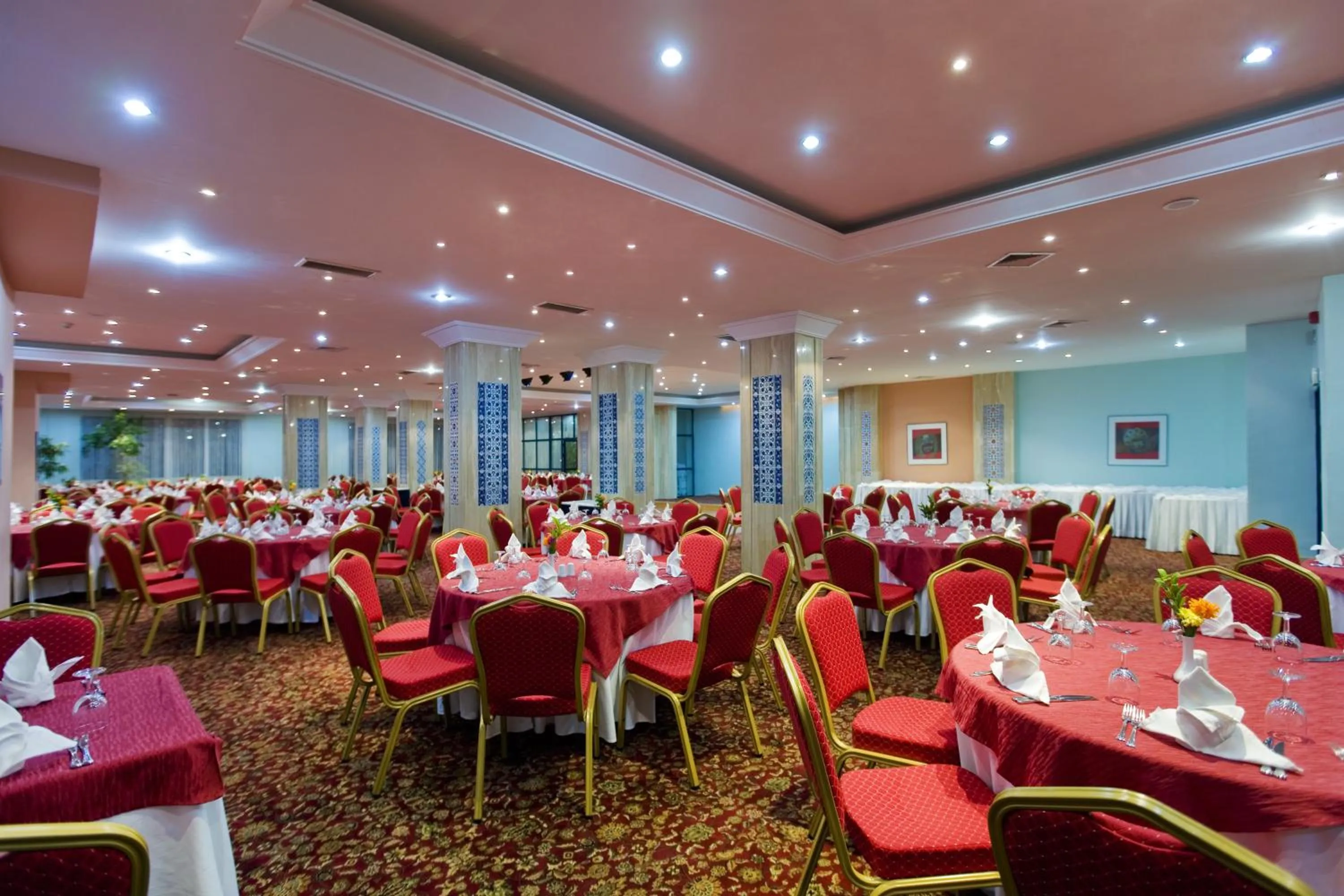 Restaurant/places to eat in Spa Hotel Colossae Thermal