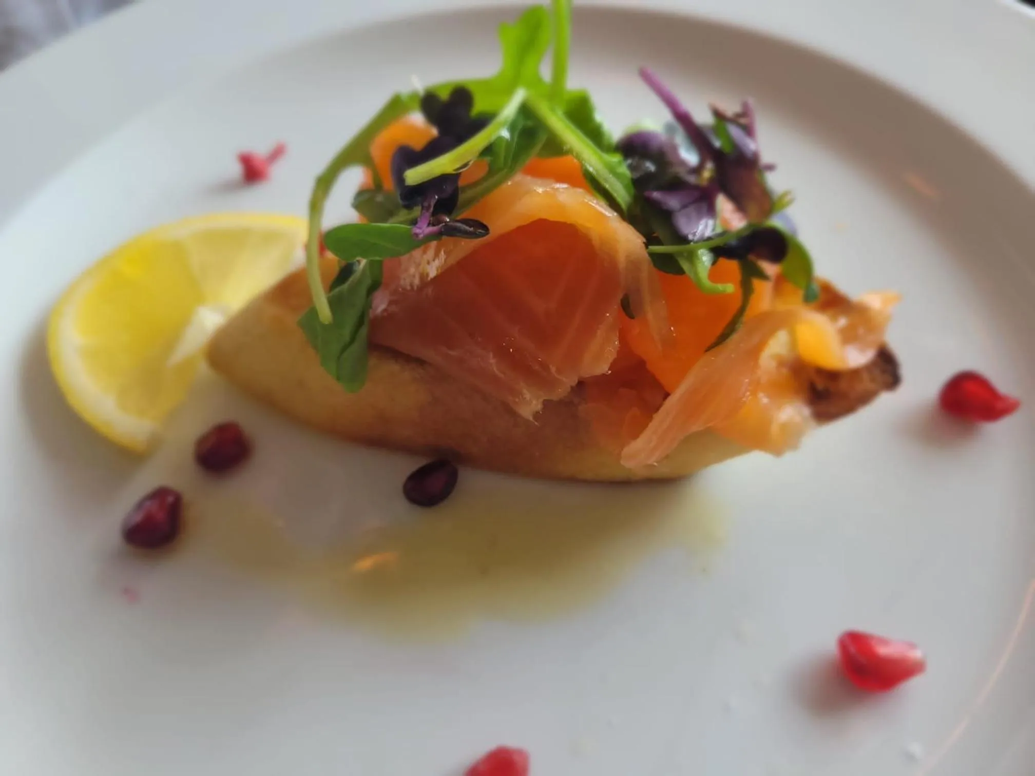 Restaurant/places to eat in Palm Court Hotel