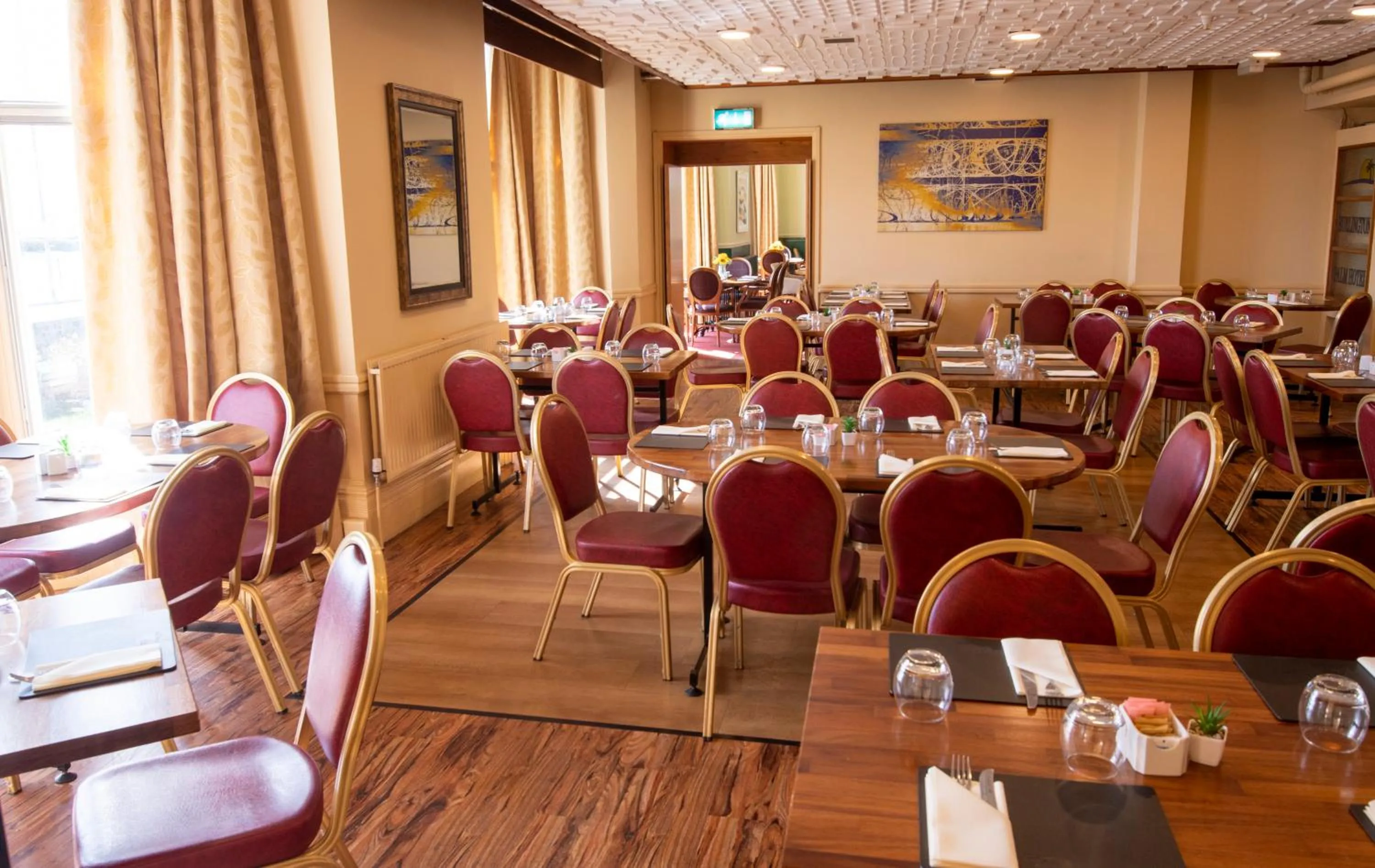 Breakfast in Palm Court Hotel