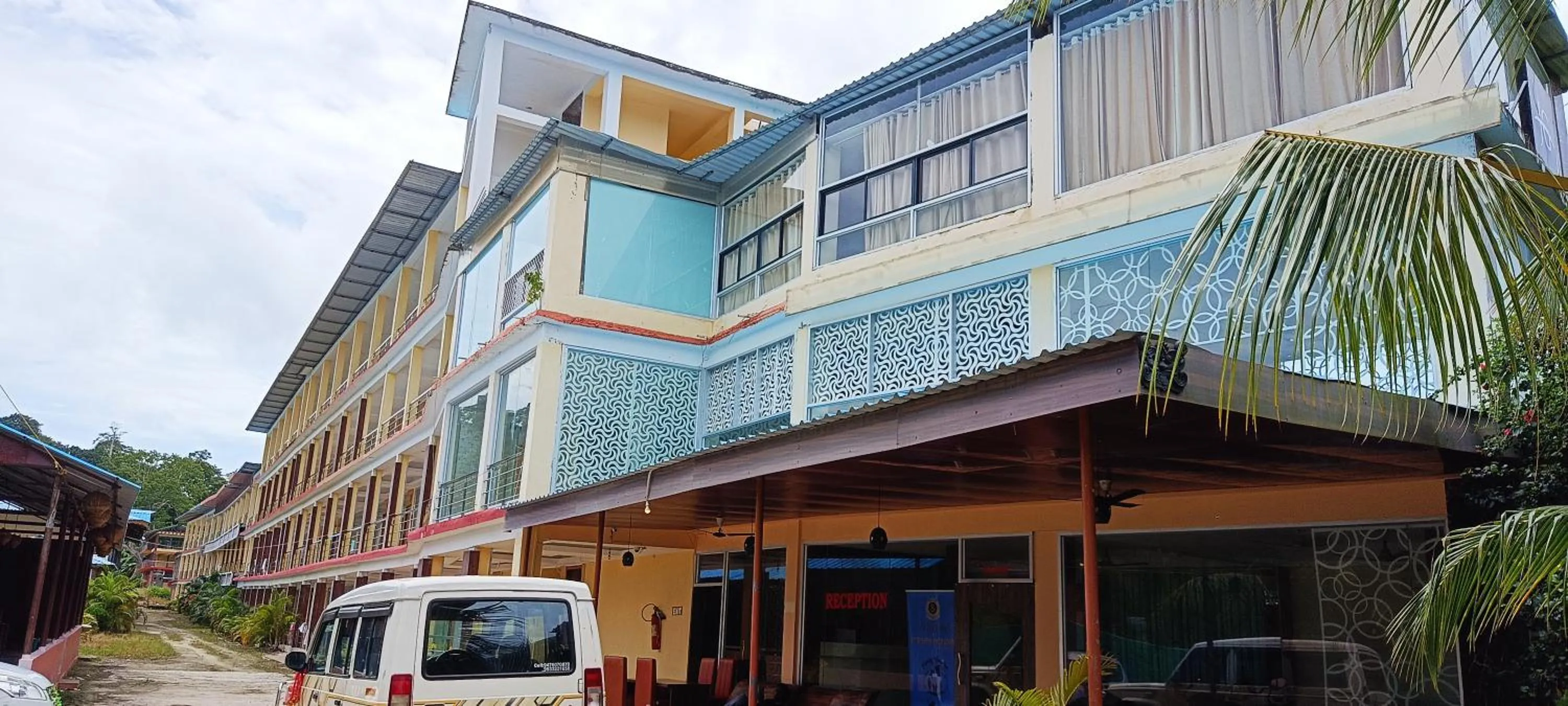 Facade/entrance in Joye Grand Hotel