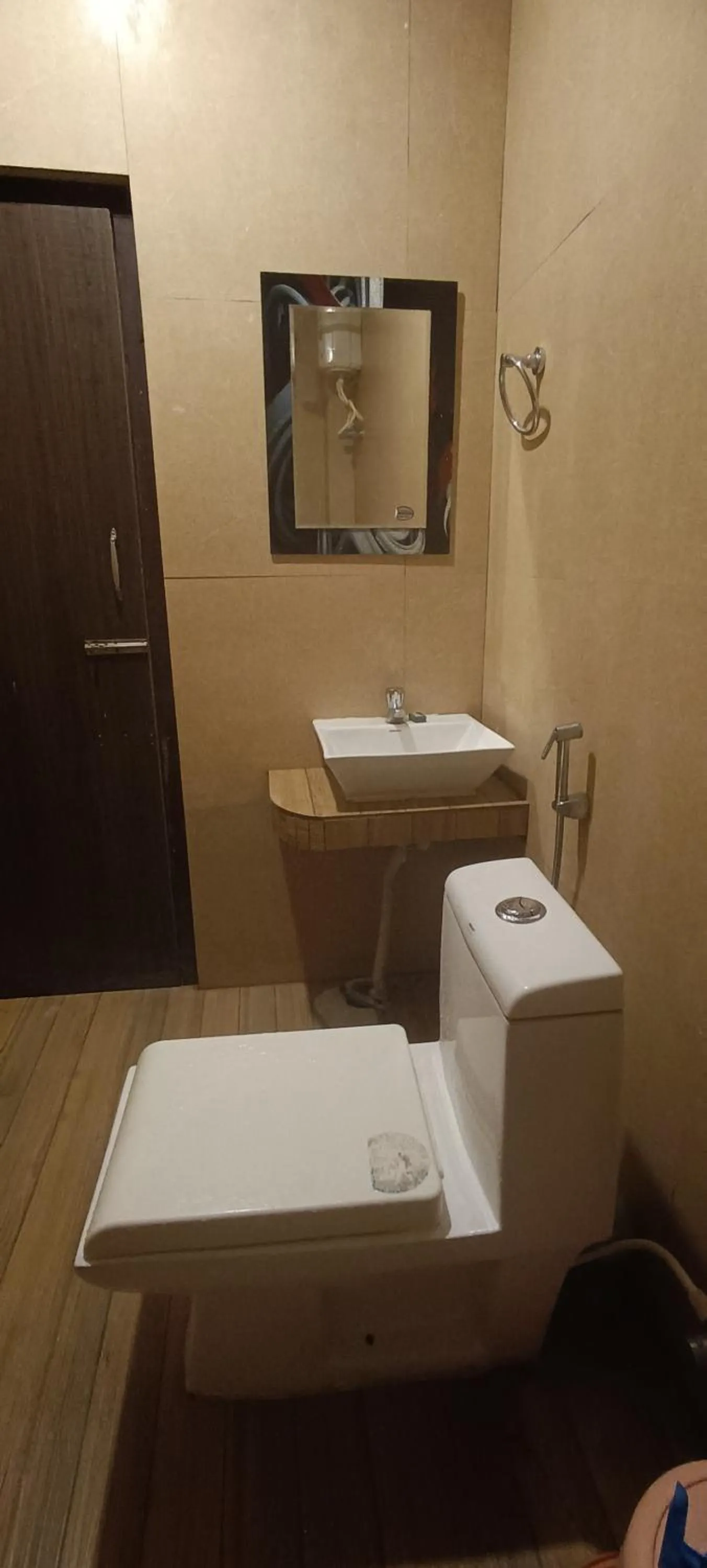 Toilet in Joye Grand Hotel