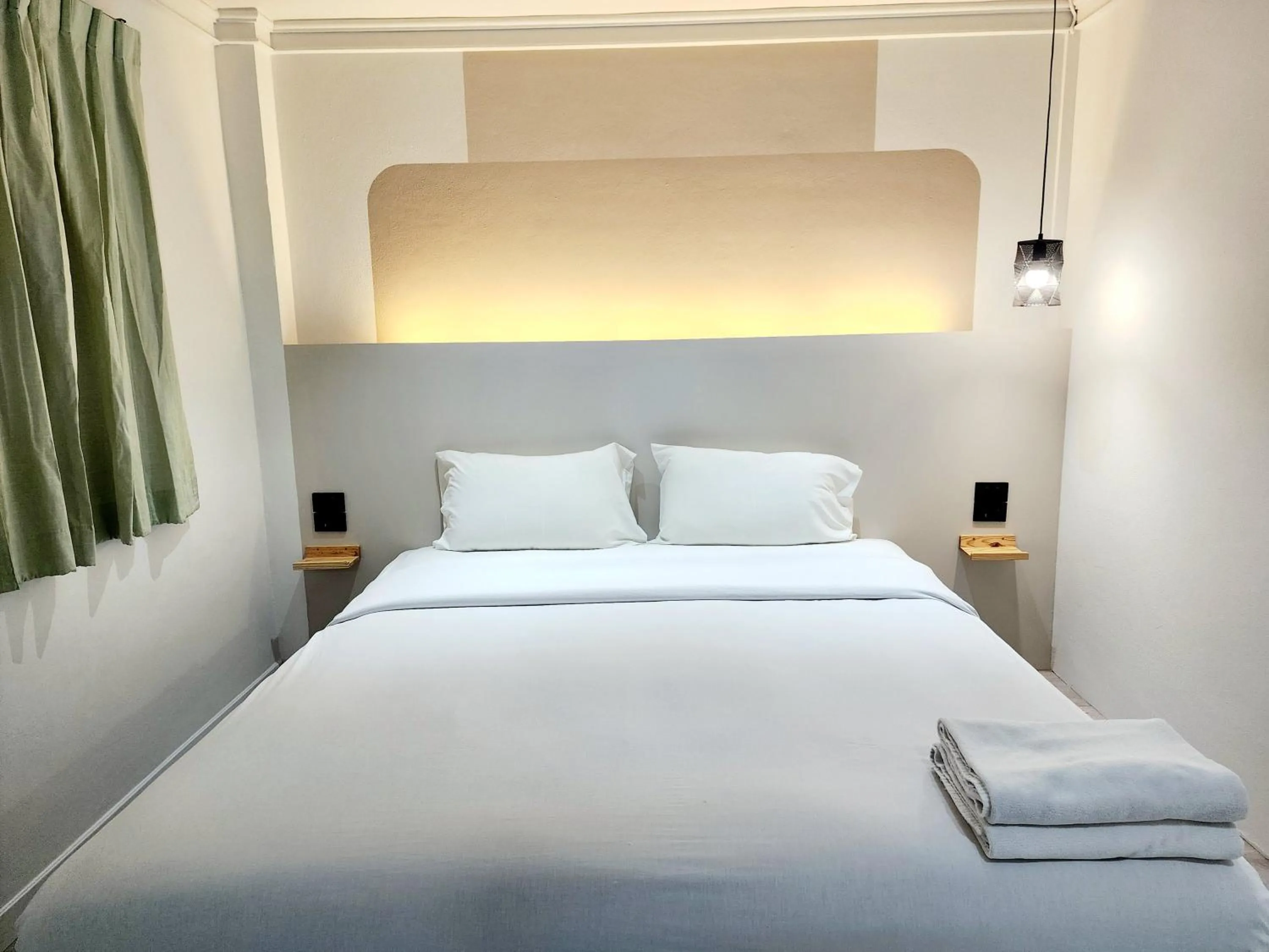 Bed in SEATEL Phuket, Patong Beach