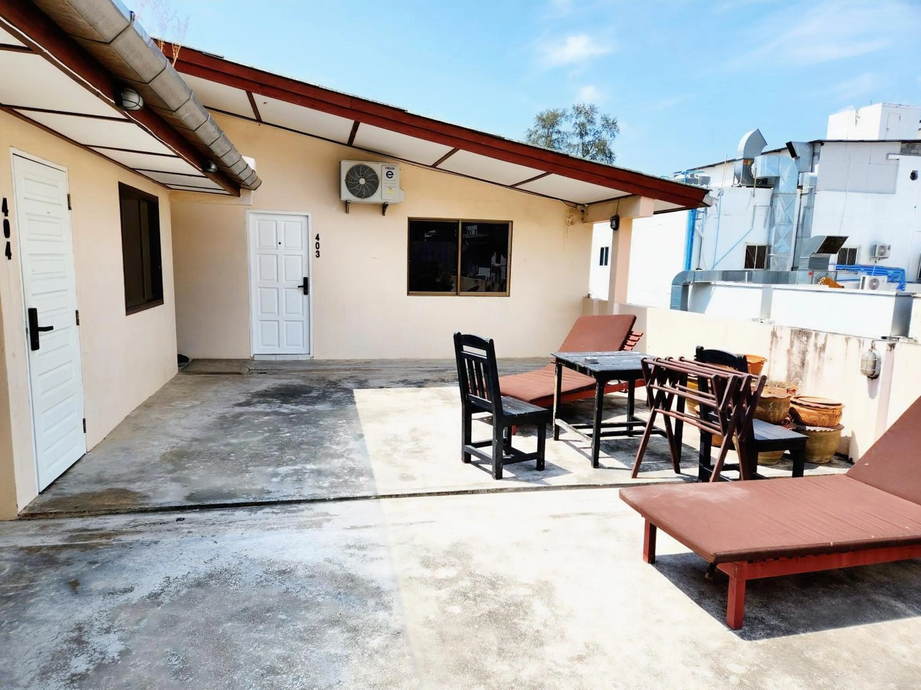 Balcony/Terrace in SEATEL Phuket, Patong Beach