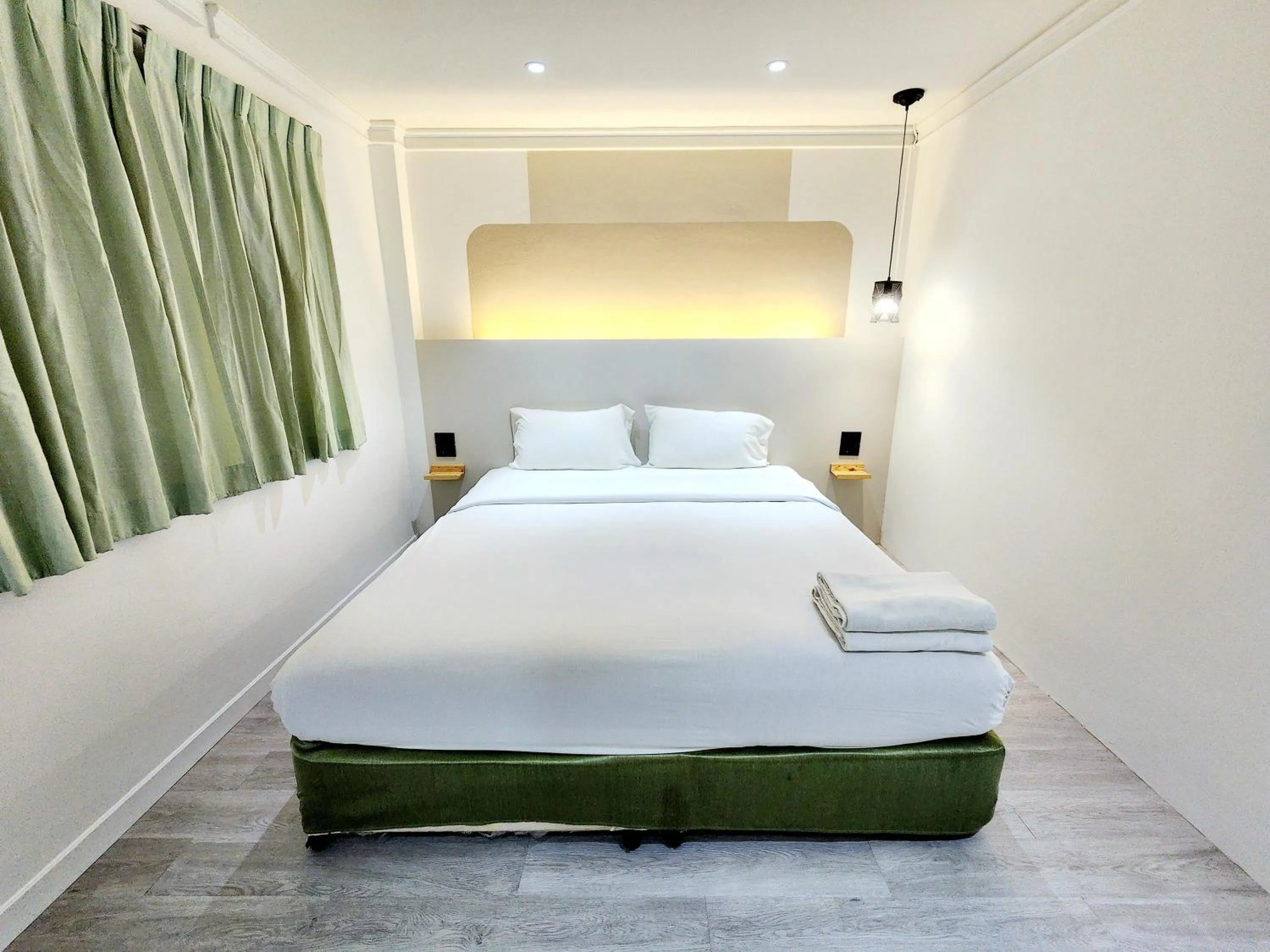 Bed in SEATEL Phuket, Patong Beach