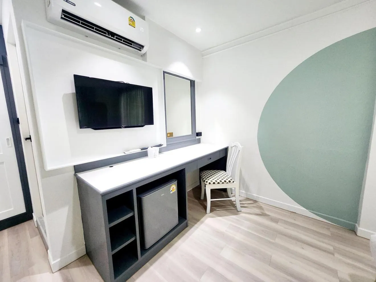 TV and multimedia in SEATEL Phuket, Patong Beach