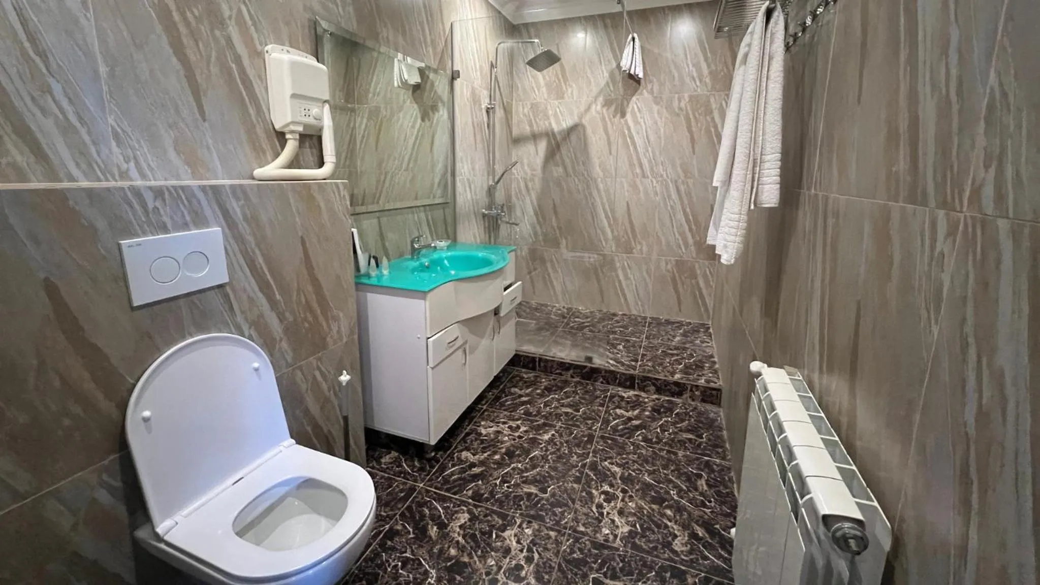 Bathroom in JEPPESEN RESIDENCE