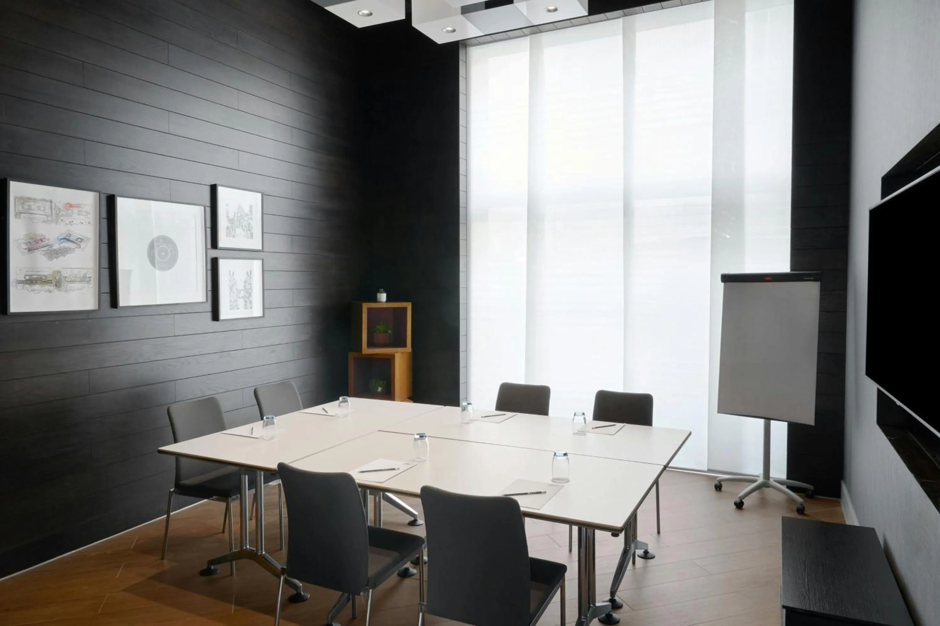 Meeting/conference room in Aloft London Excel