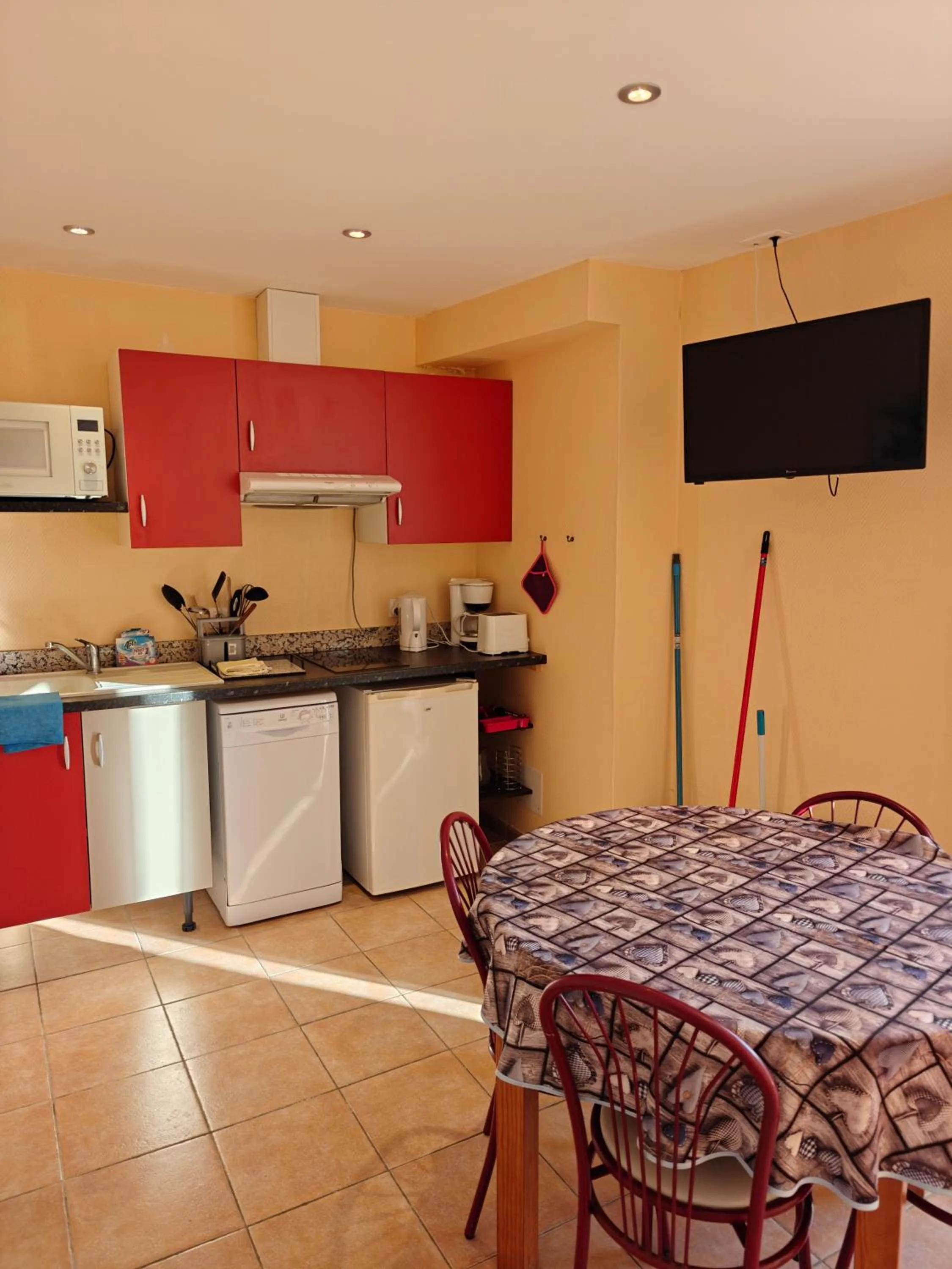 Le Catalan - Hôtel et appartements