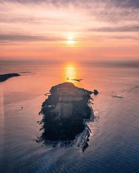 Nearby landmark in Bed & Breakfast Chambres d'hôtes COTTAGE BELLEVUE