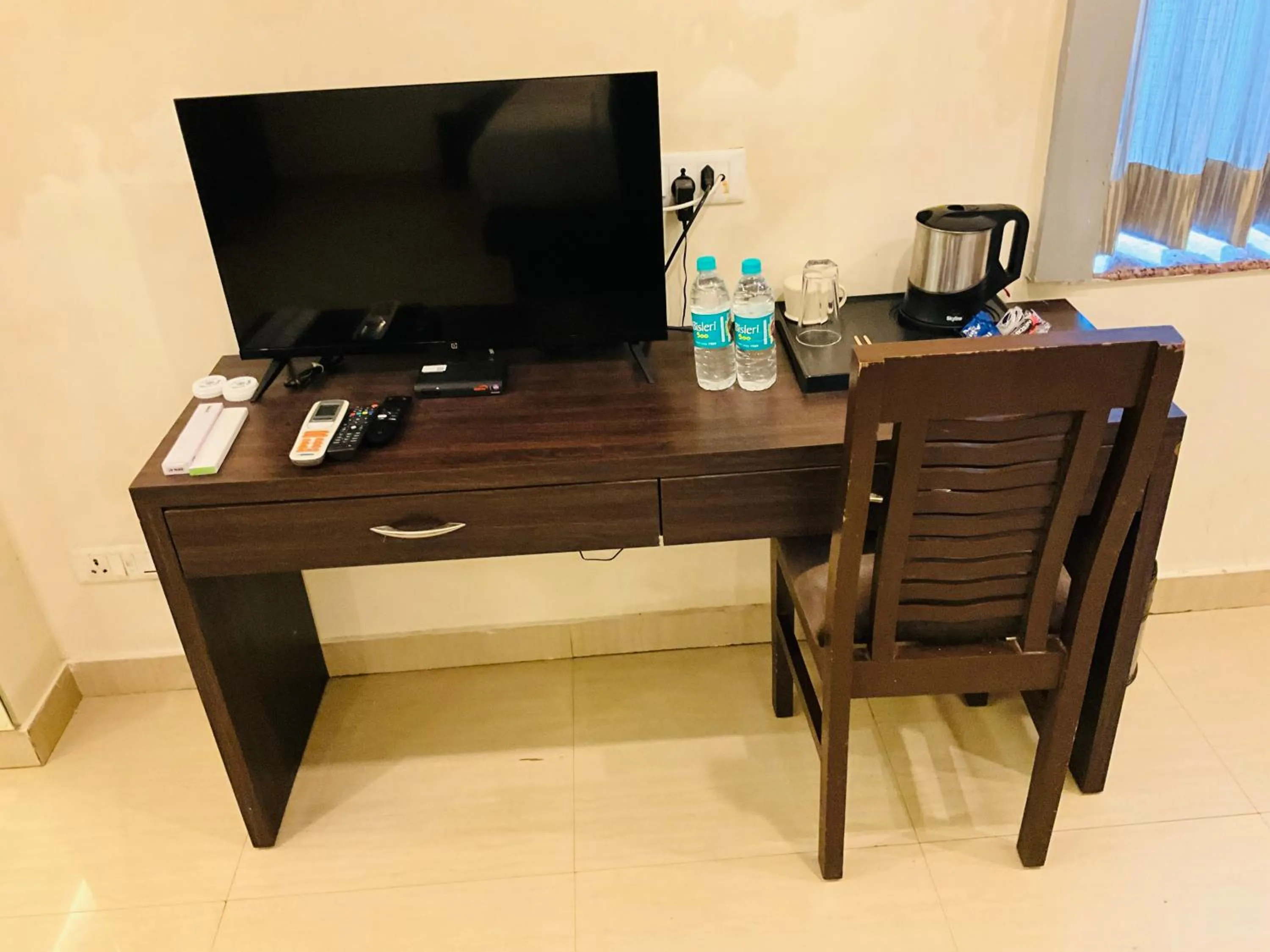 TV and multimedia in Hotel Galaxy