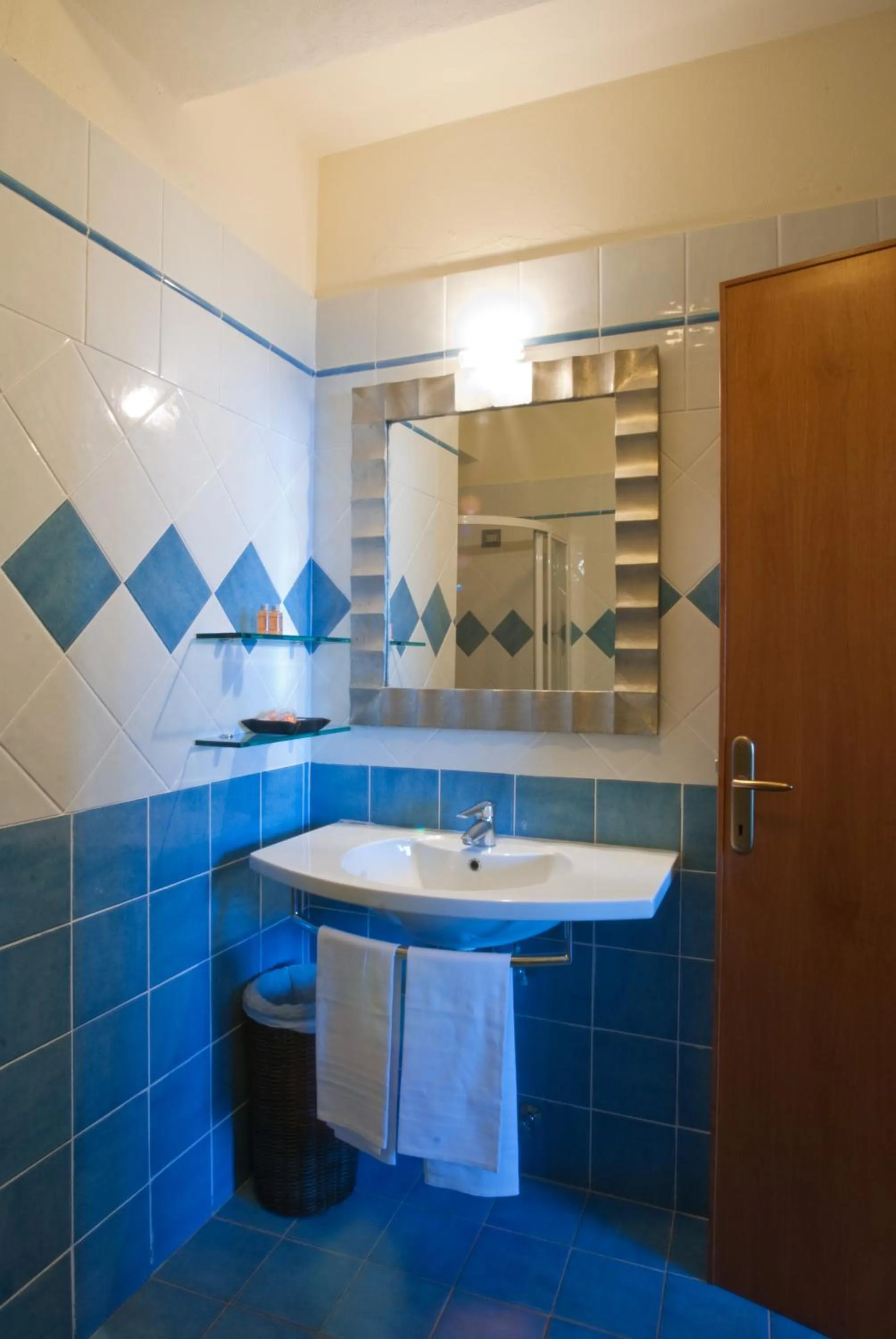 Bathroom in Hotel La Perla Del Golfo