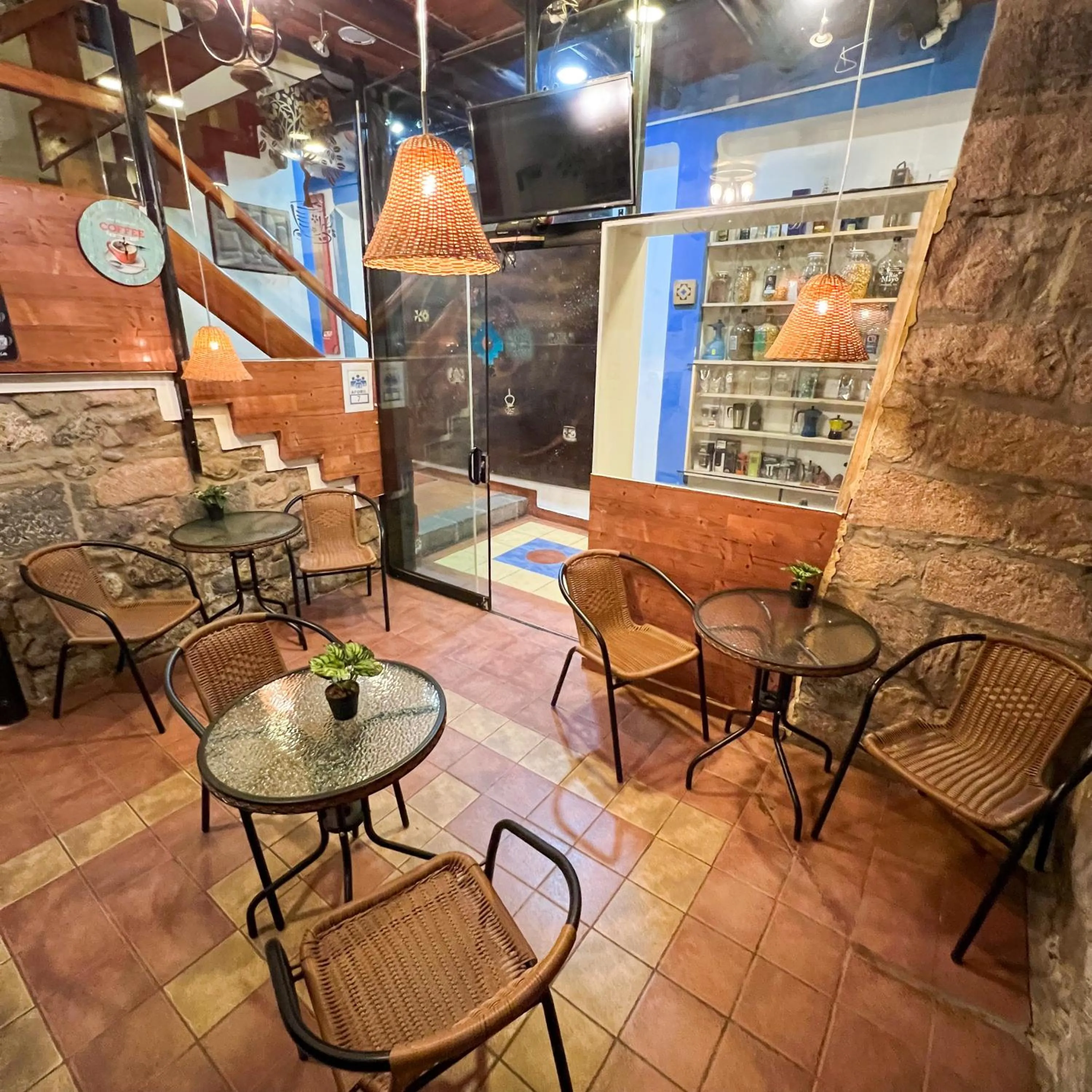 Coffee/tea facilities in Hostal Teatro Inka