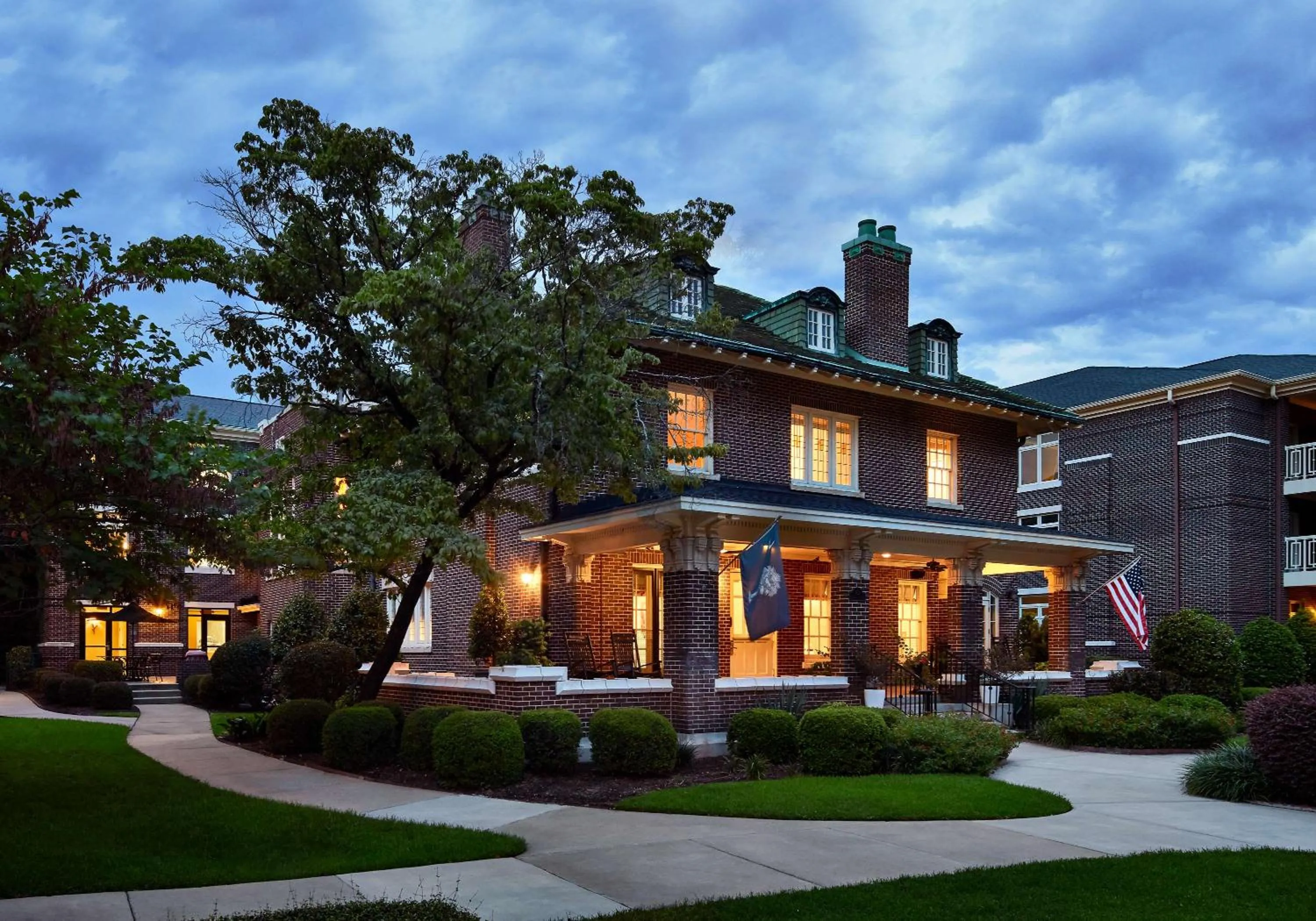 Property building in Graduate by Hilton Columbia SC